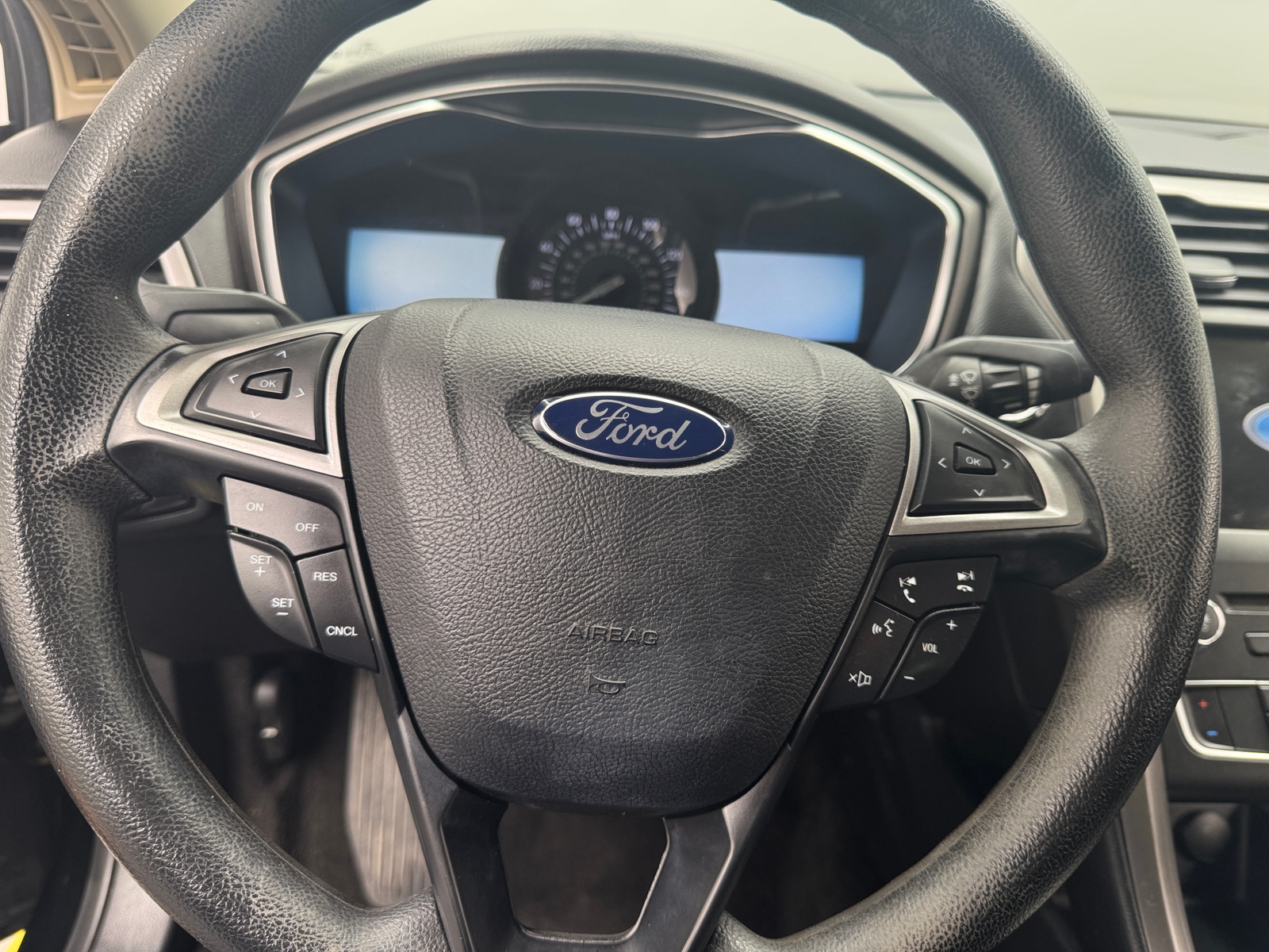 Thumbnail: 2017 Ford Fusion - 5