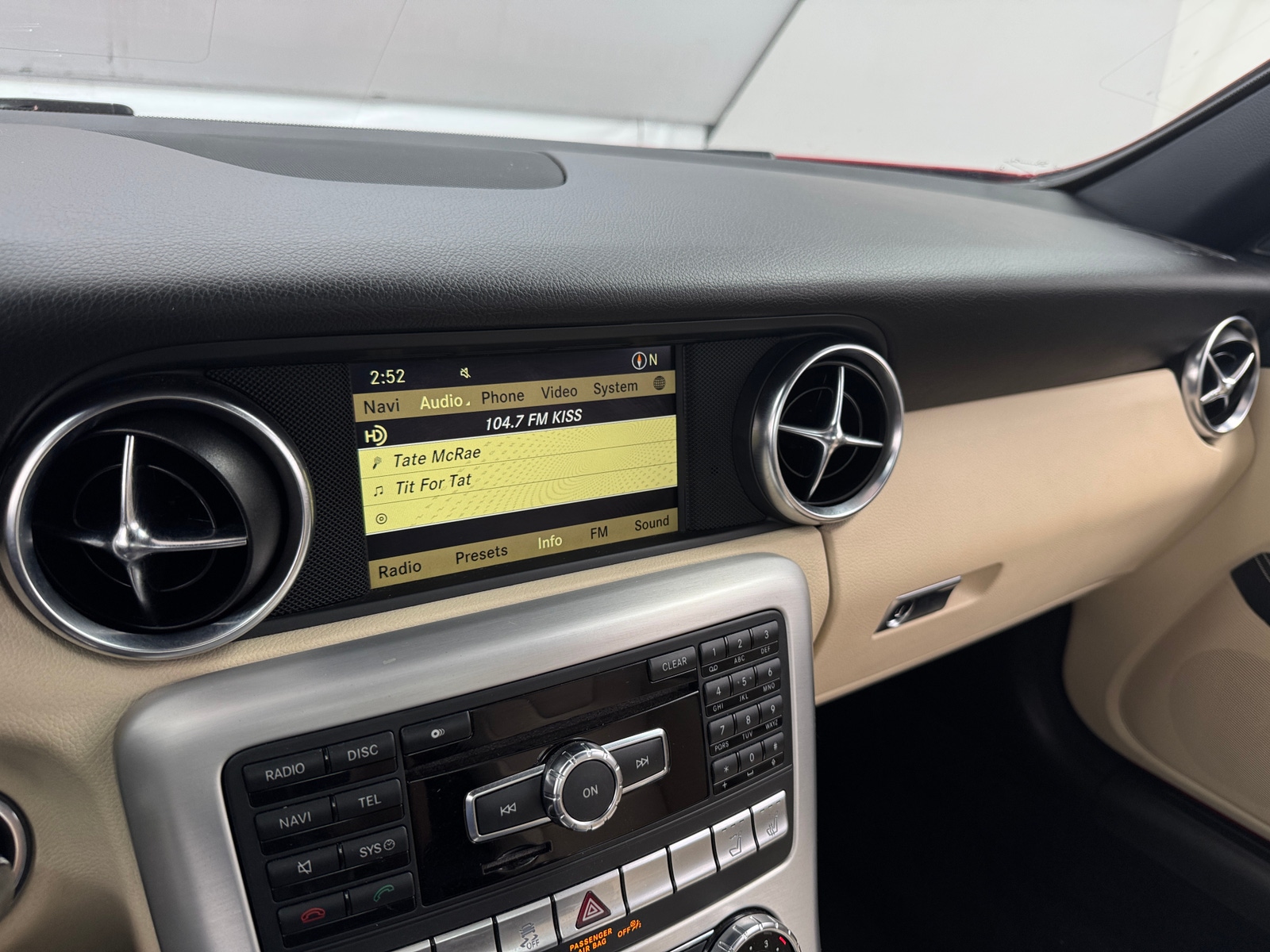 Thumbnail: 2012 Mercedes-Benz SLK - 3