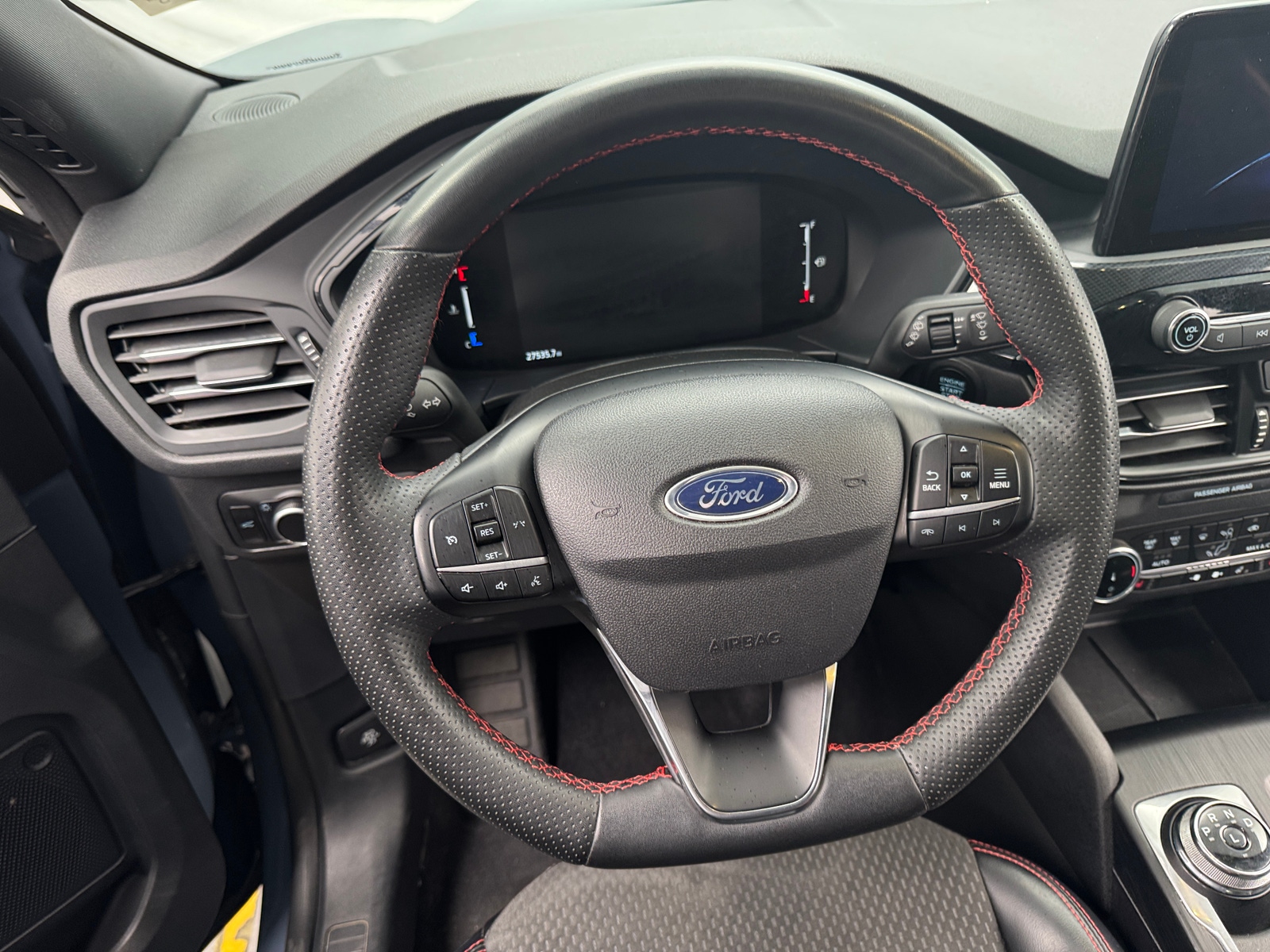 Thumbnail: 2023 Ford Escape - 4