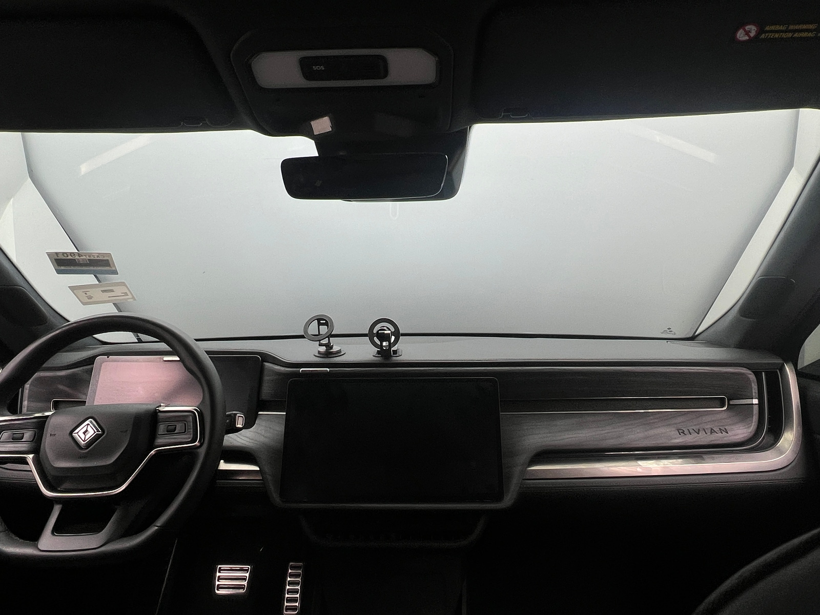 Thumbnail: 2022 Rivian R1T - 2