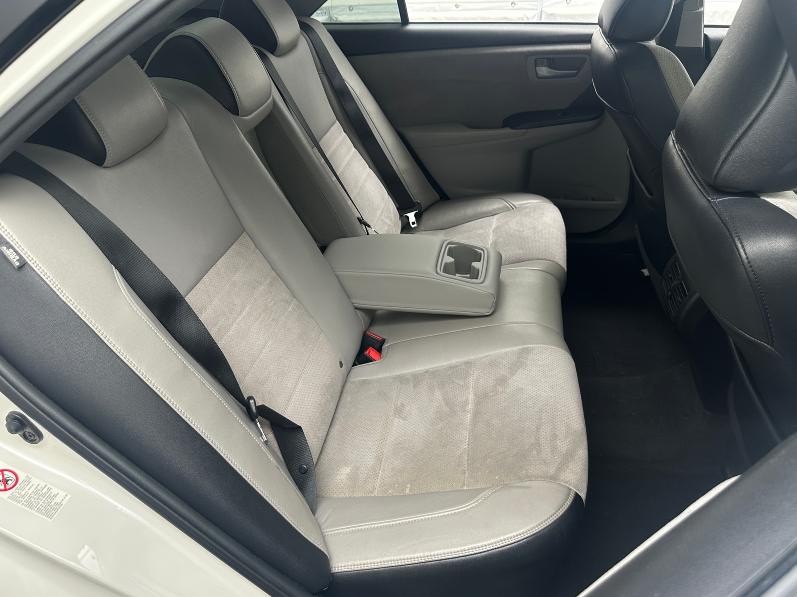 Thumbnail: 2015 Toyota Camry - 6