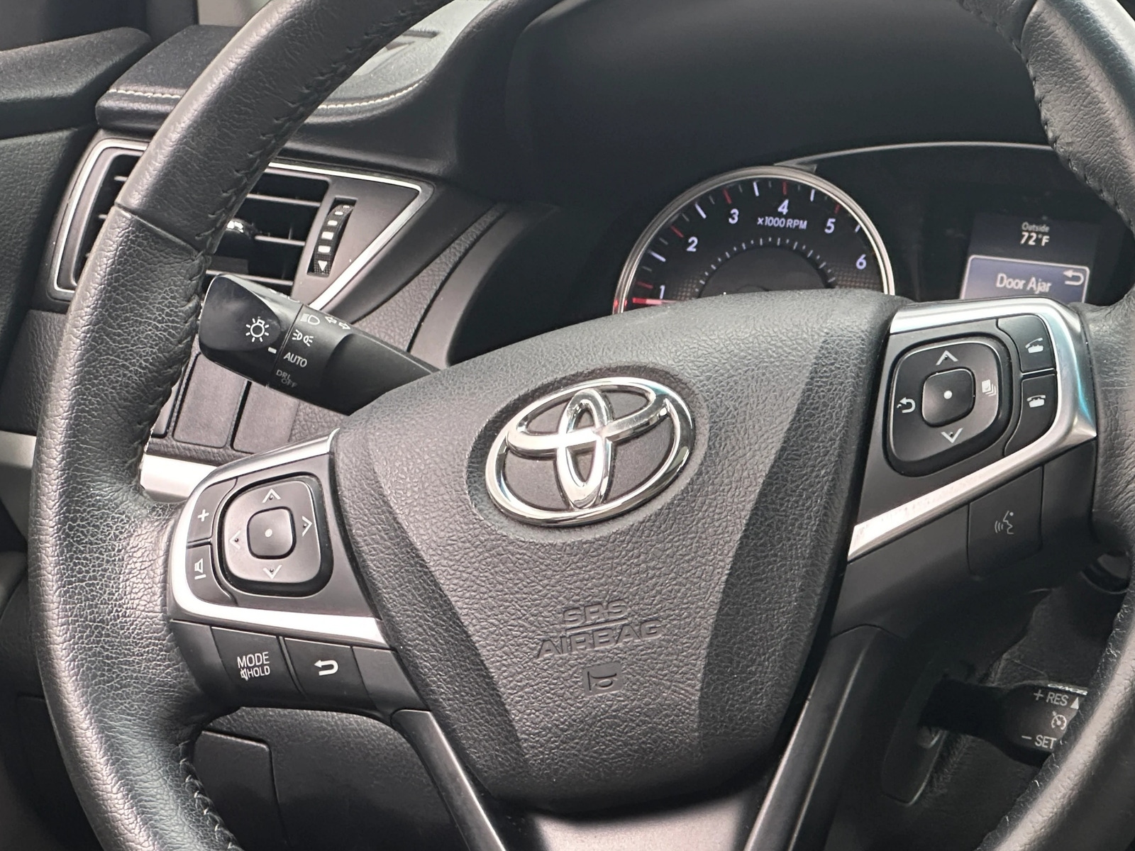 Thumbnail: 2015 Toyota Camry - 5