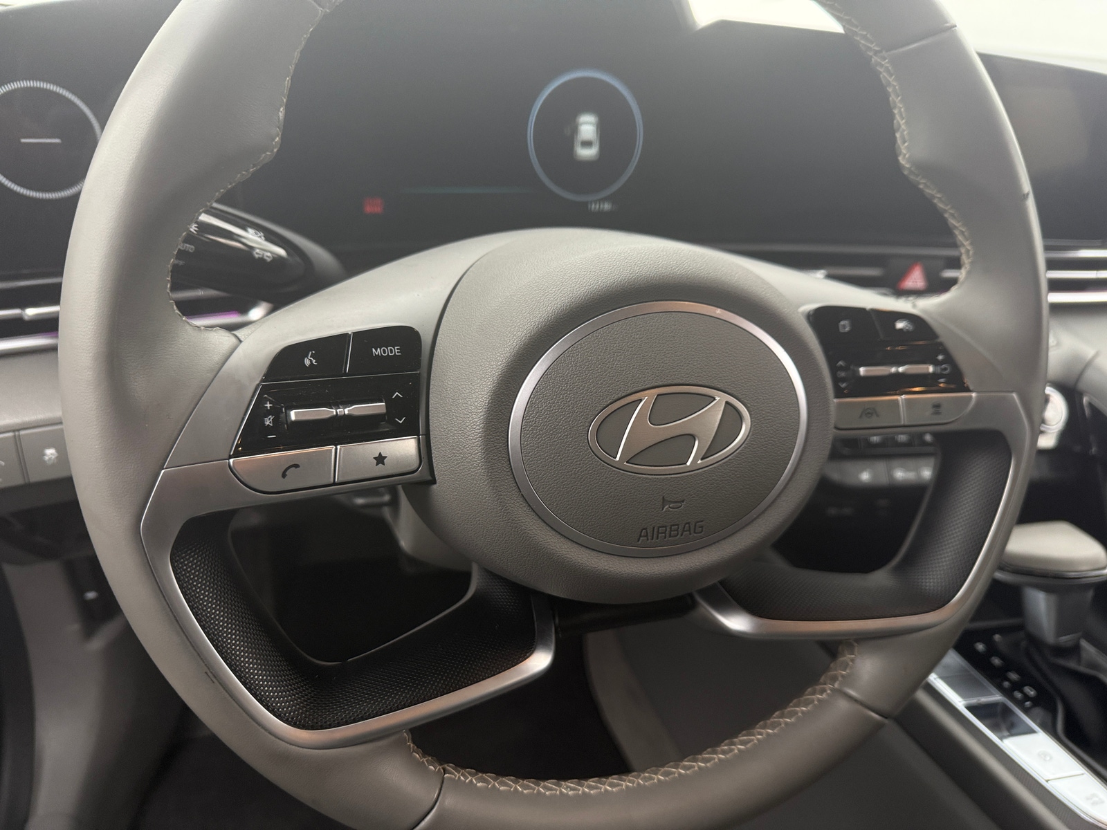 Thumbnail: 2024 Hyundai Elantra - 5