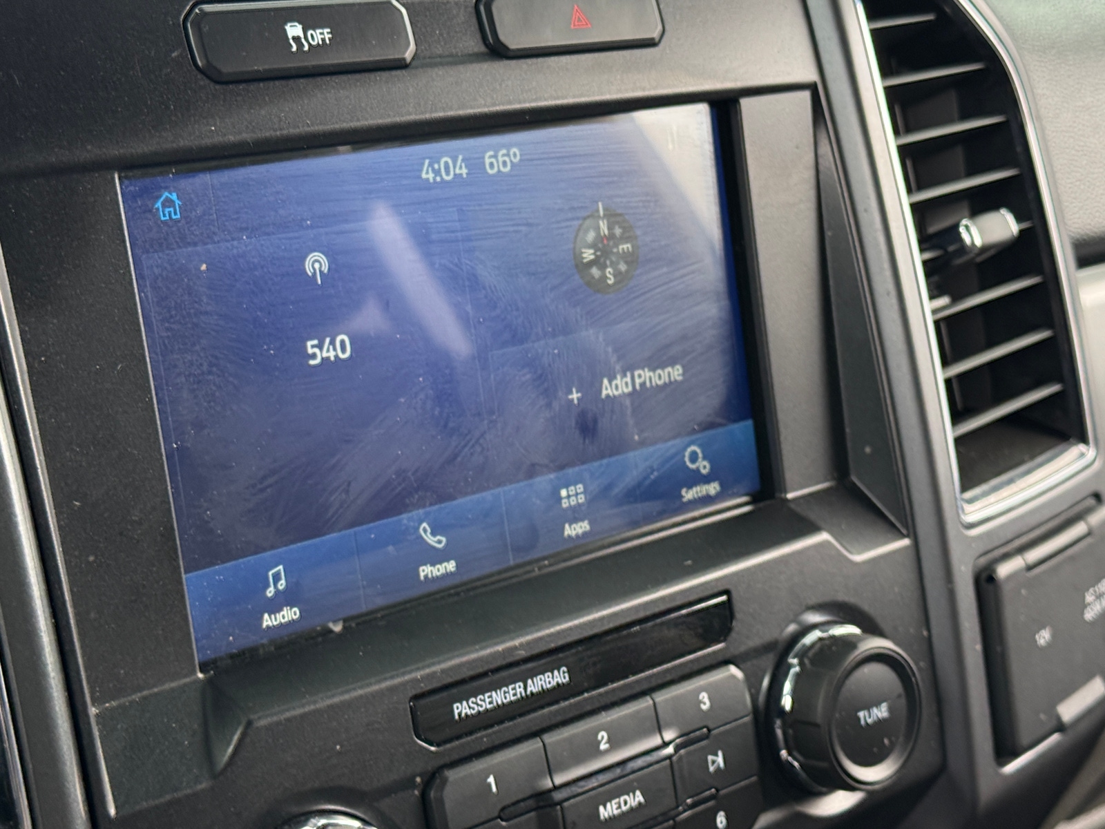 Thumbnail: 2022 Ford Econoline - 4