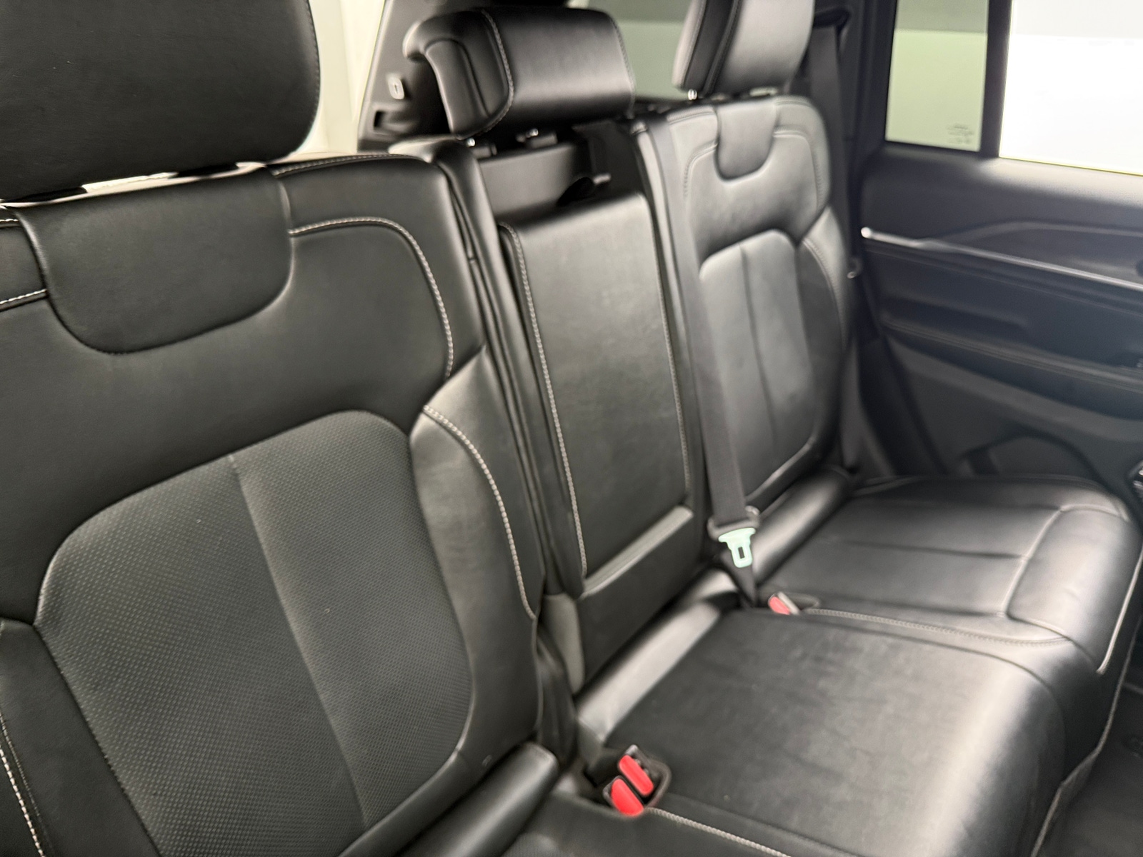 Thumbnail: 2024 Jeep Grand Cherokee - 5