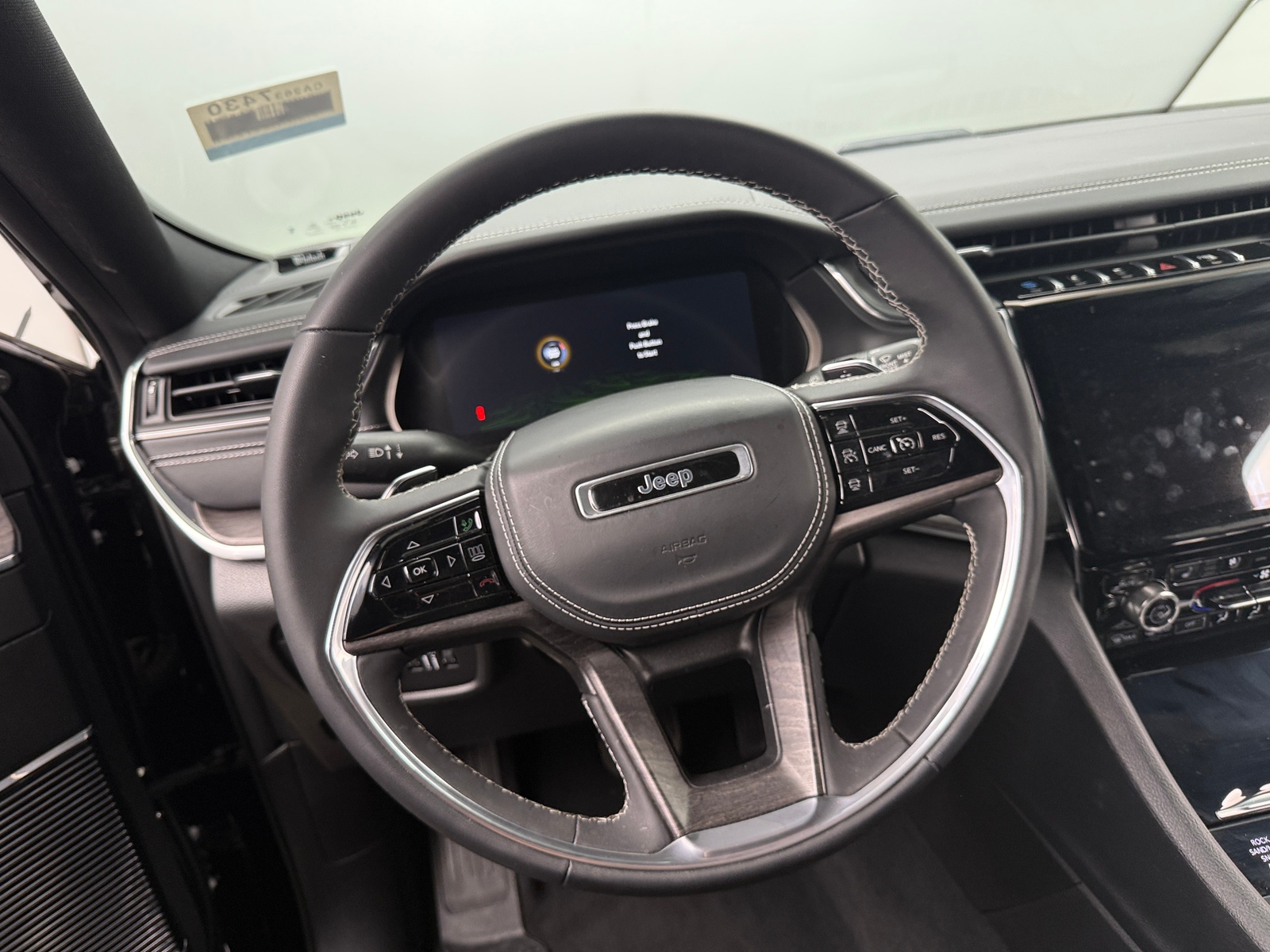 Thumbnail: 2024 Jeep Grand Cherokee - 4