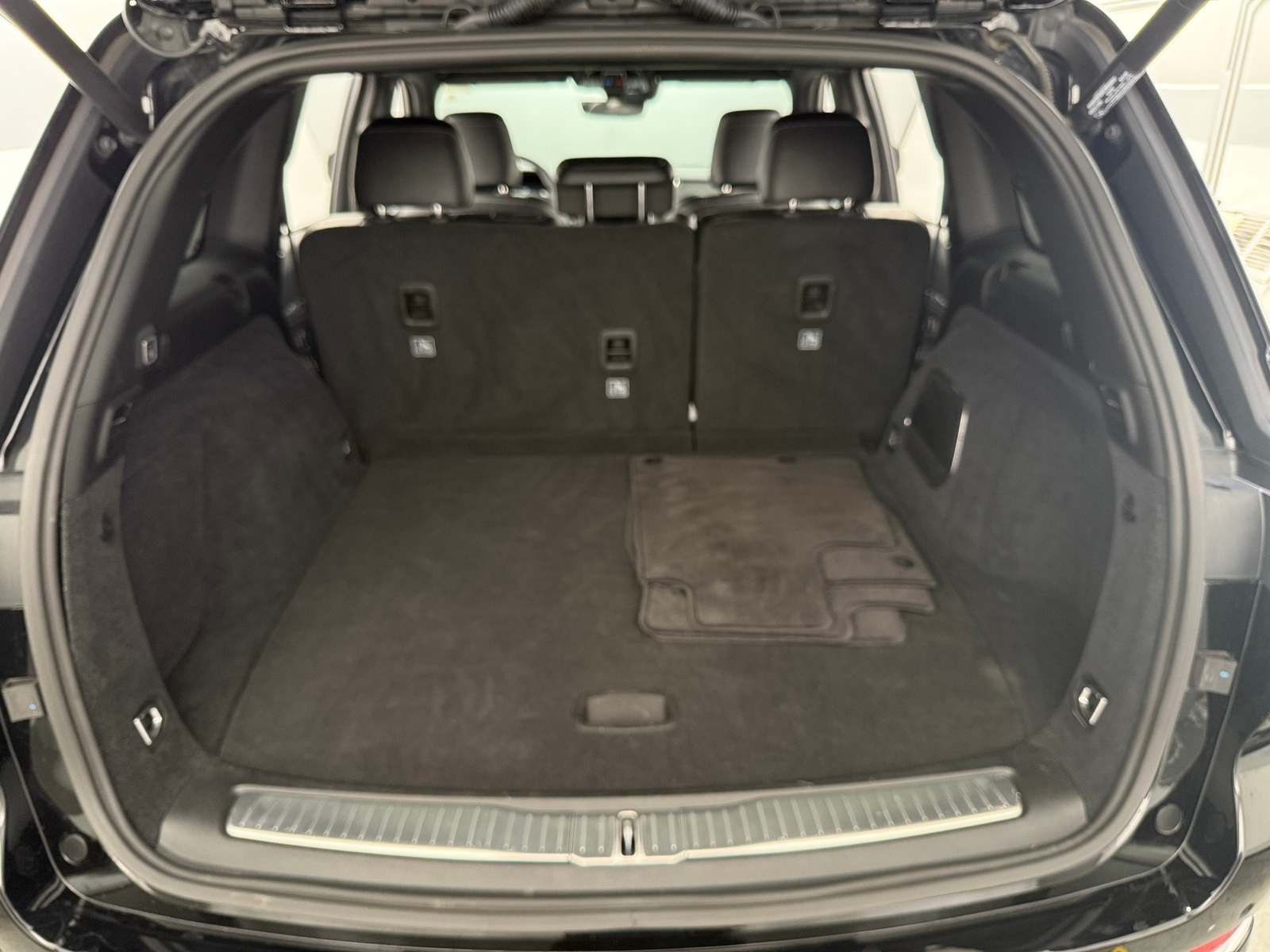 Thumbnail: 2024 Jeep Grand Cherokee - 6