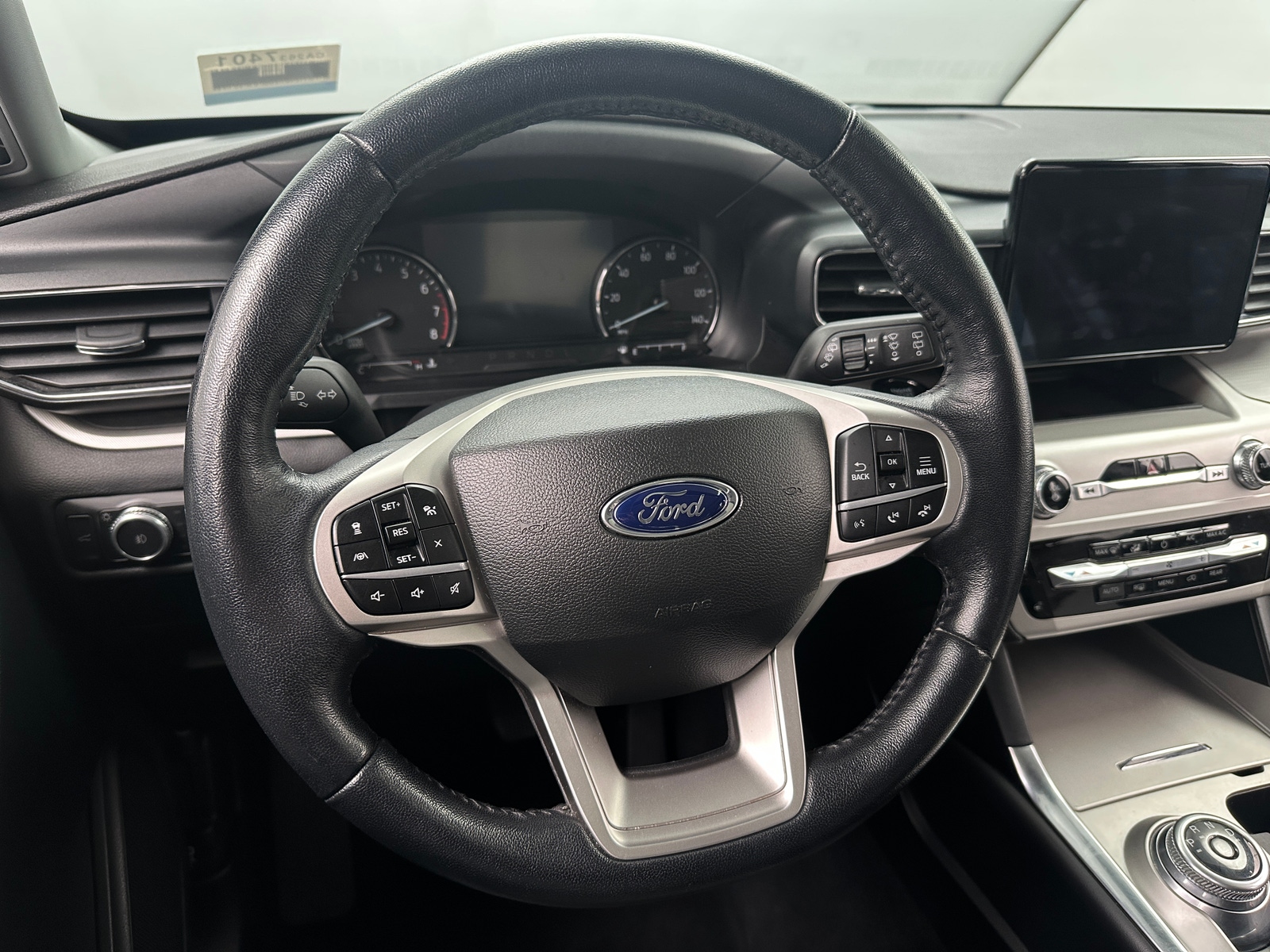 Thumbnail: 2022 Ford Explorer - 5