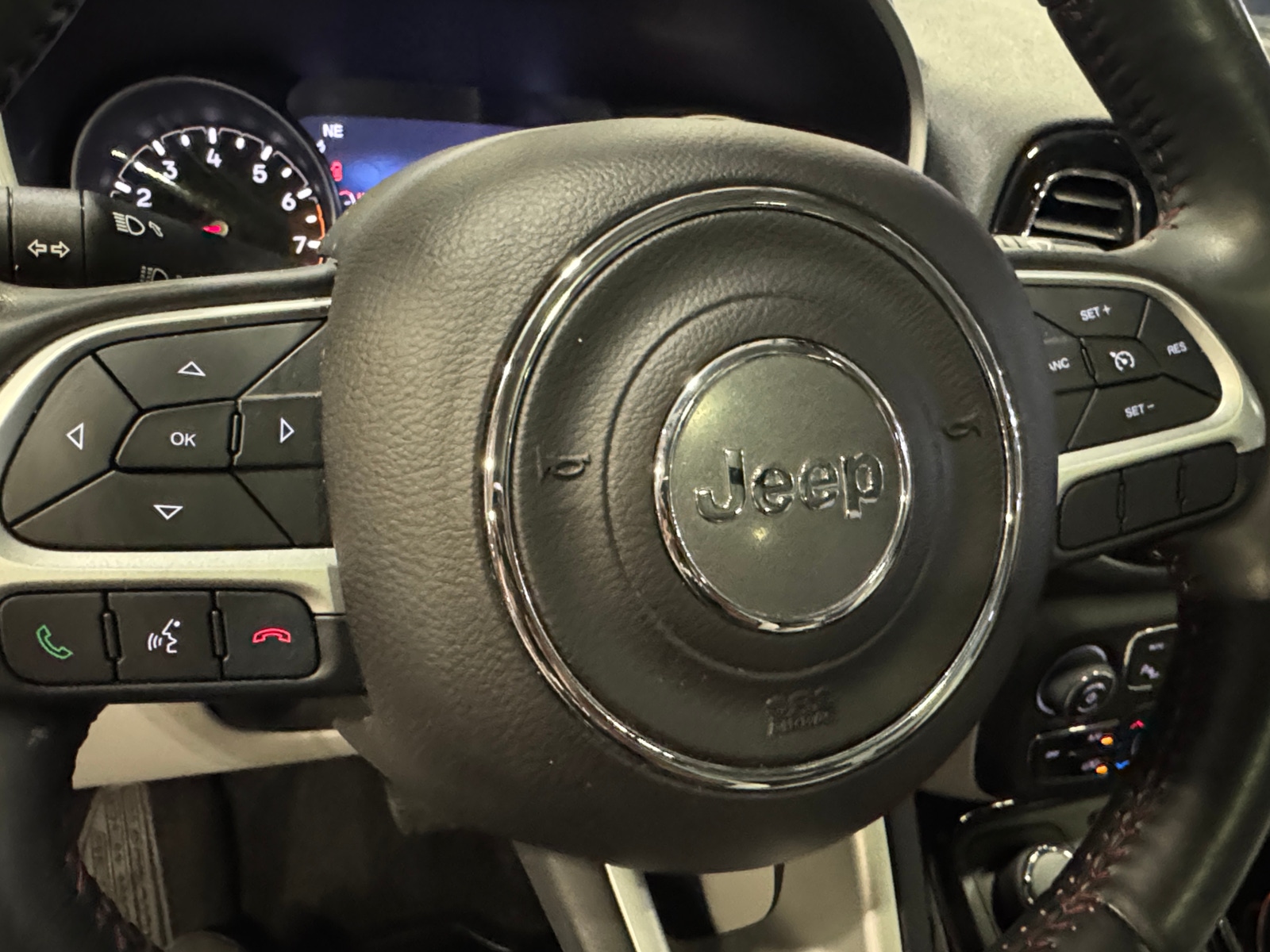 Thumbnail: 2018 Jeep Compass - 4