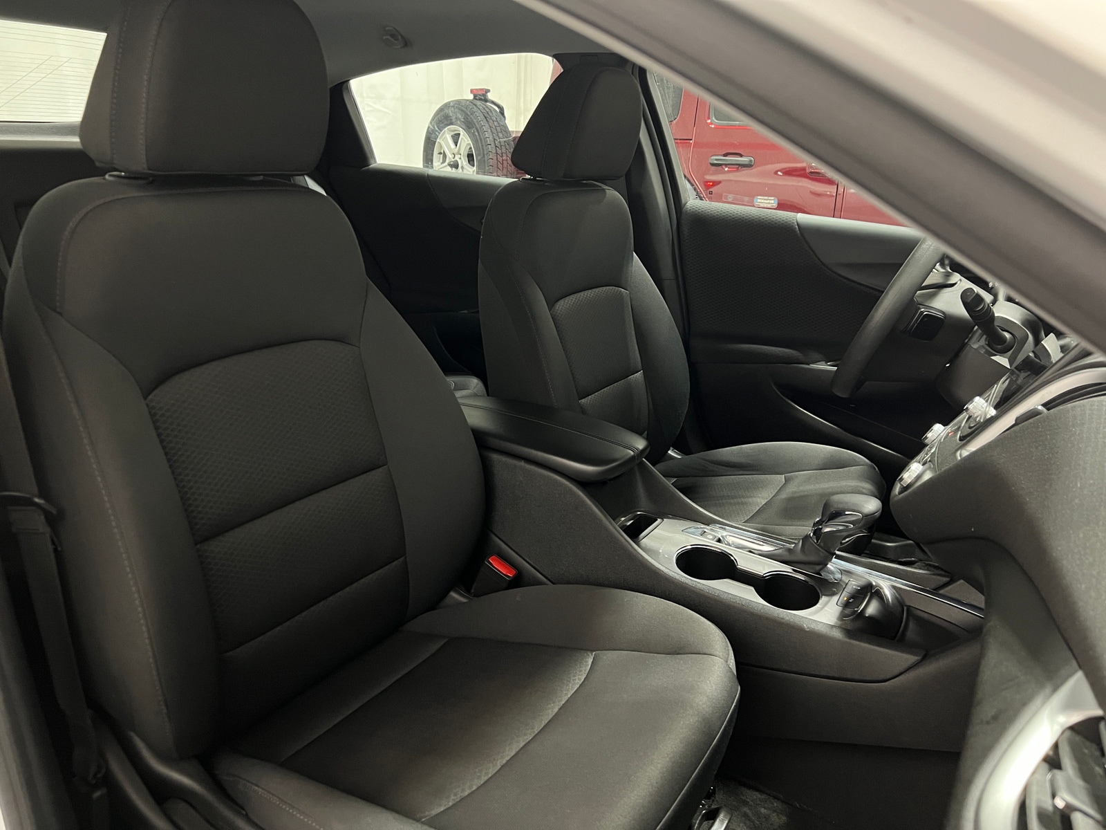 Thumbnail: 2024 Chevrolet Malibu - 2