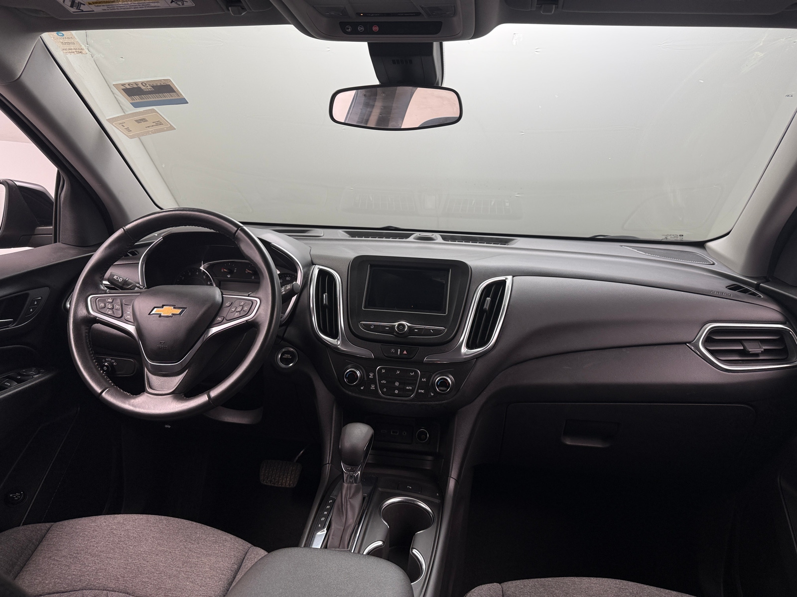 Thumbnail: 2022 Chevrolet Equinox - 3