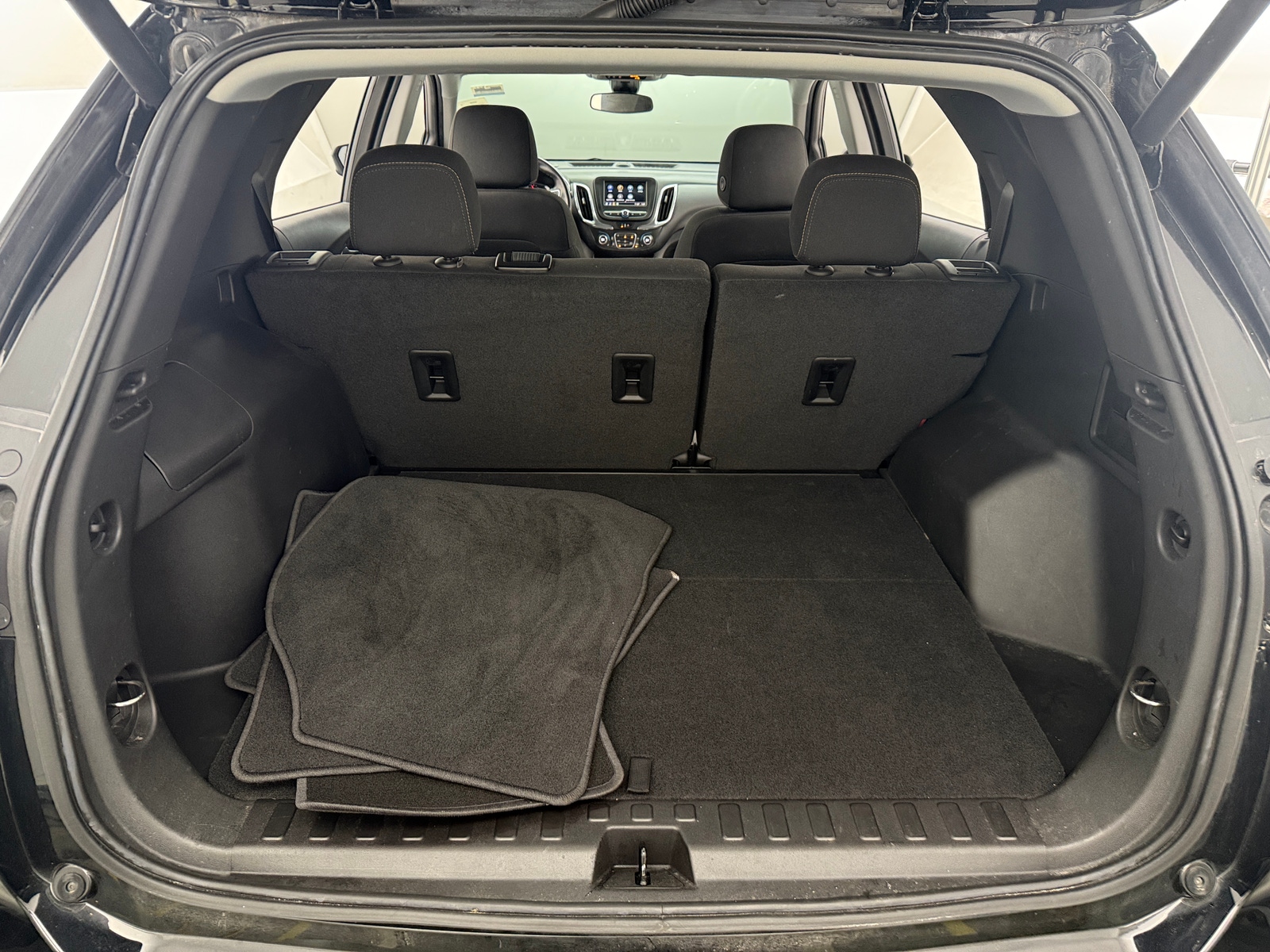 Thumbnail: 2022 Chevrolet Equinox - 7