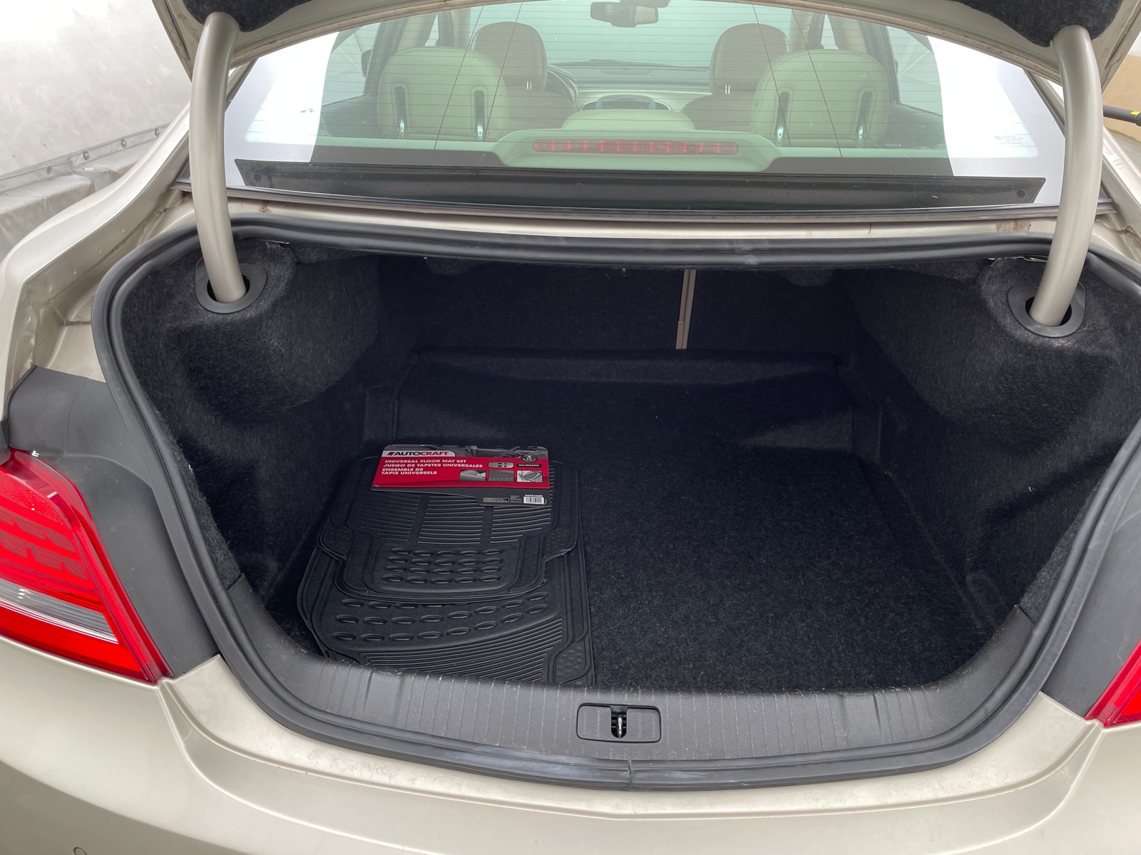 Thumbnail: 2014 Buick LaCrosse - 6