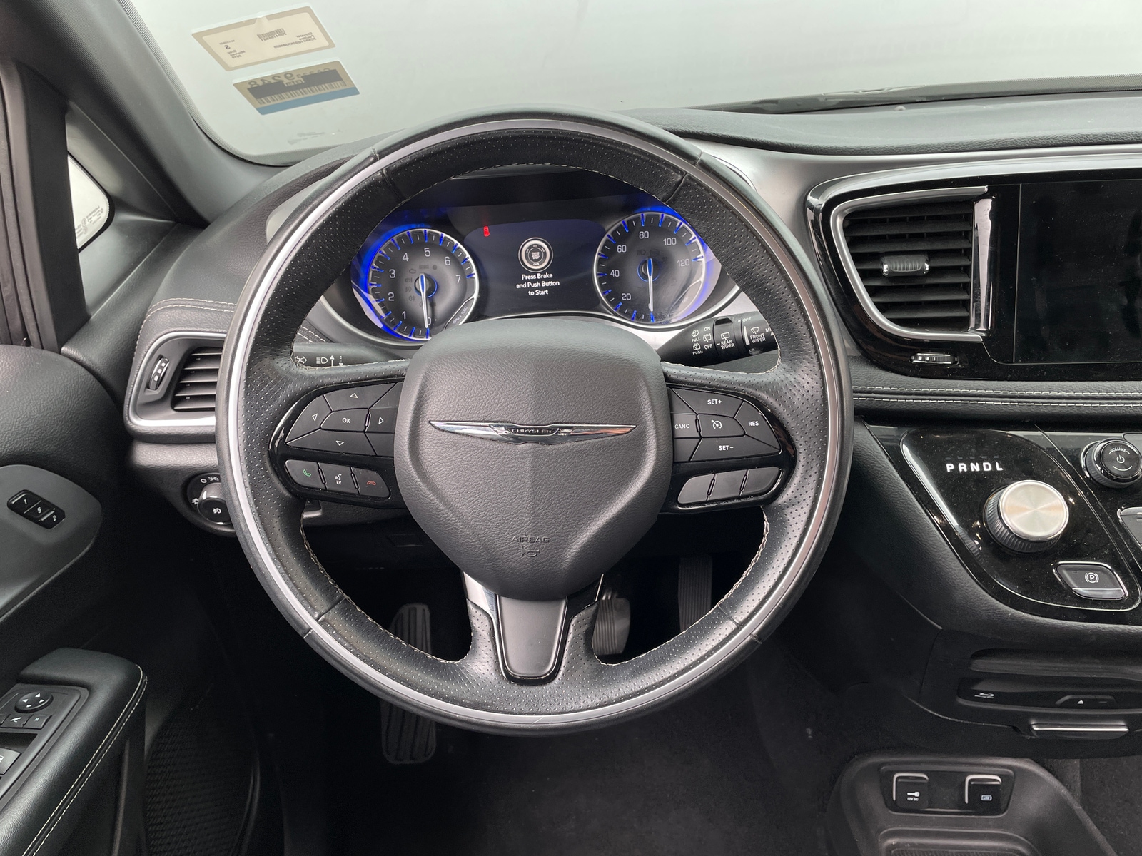 Thumbnail: 2019 Chrysler Pacifica - 4