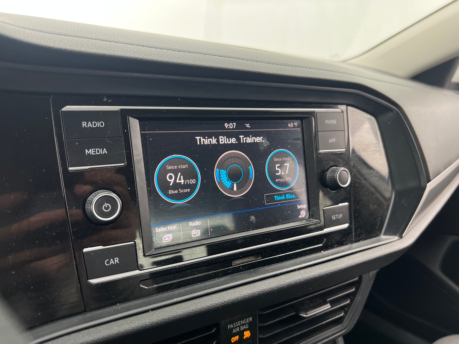 Thumbnail: 2019 Volkswagen Jetta - 4