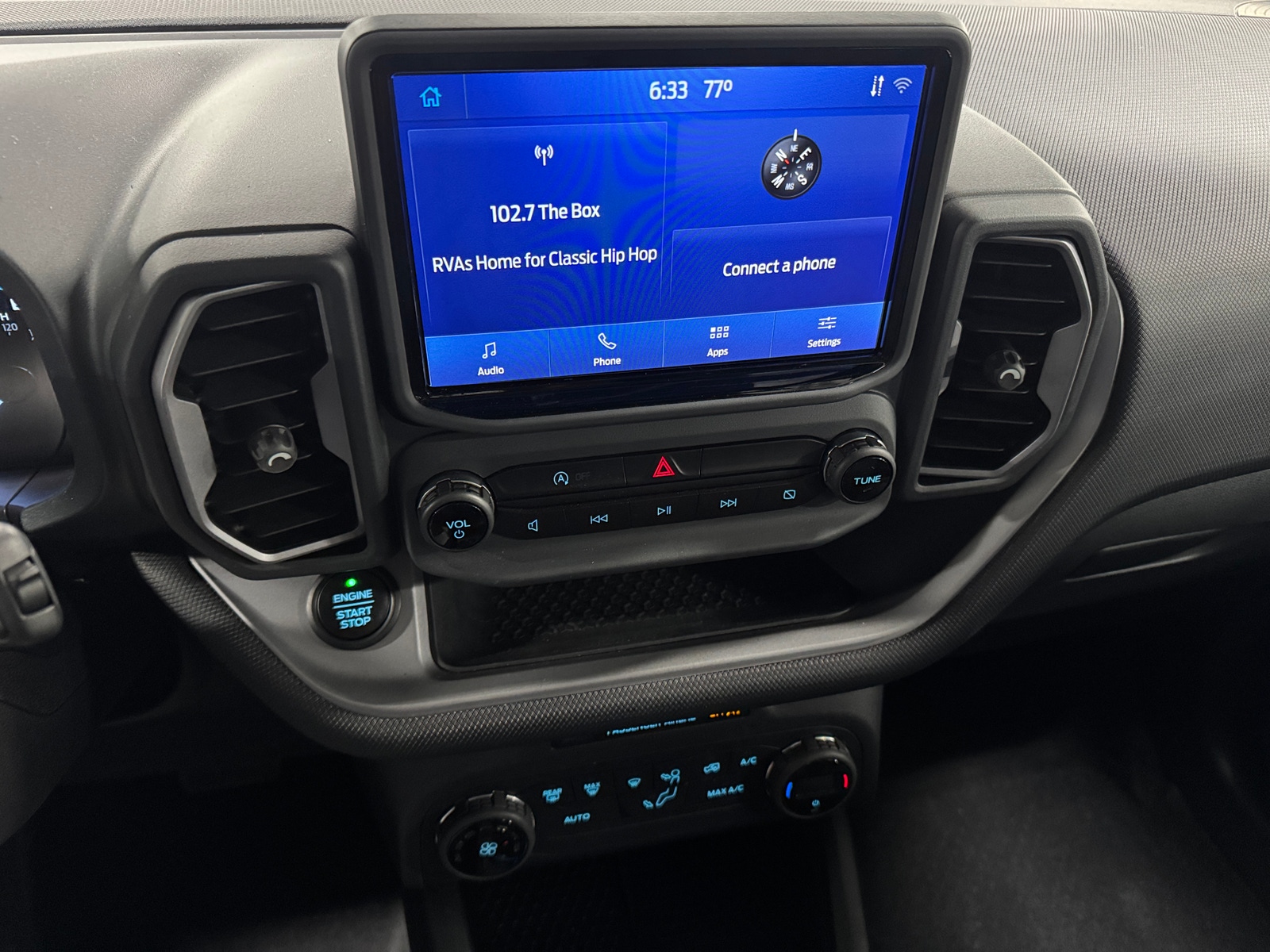 Thumbnail: 2021 Ford Bronco Sport - 4