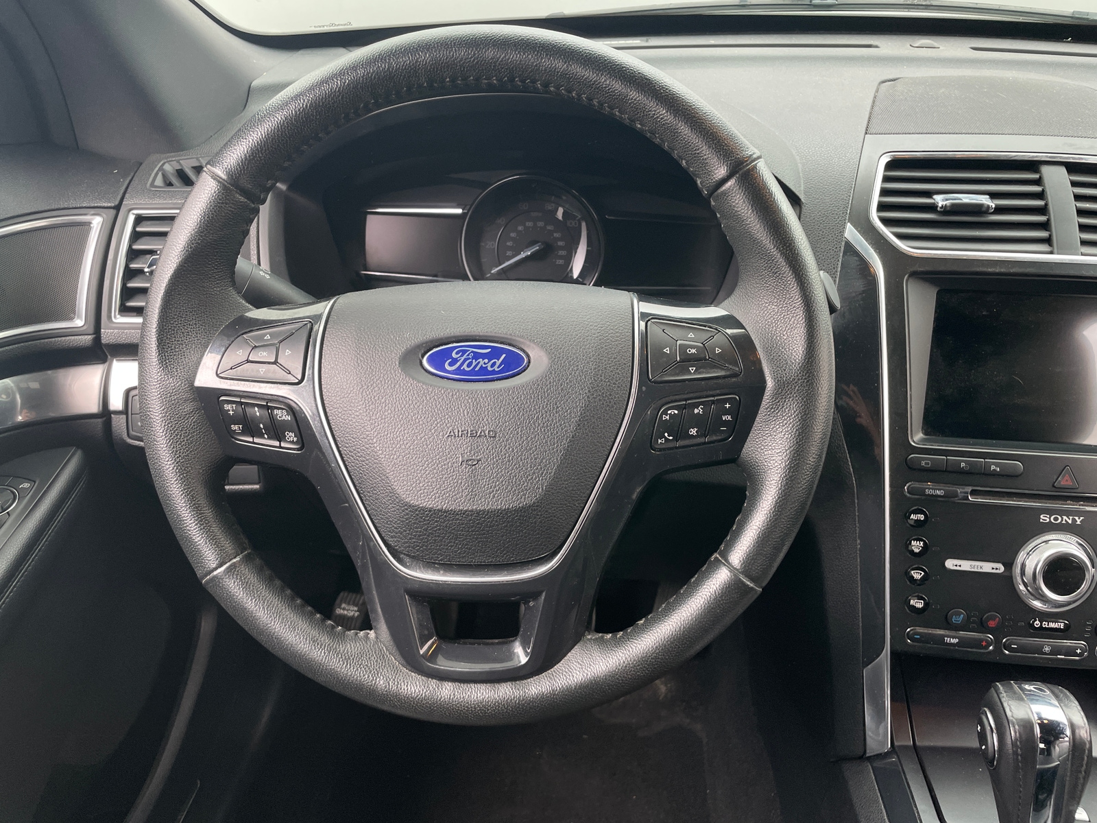 Thumbnail: 2018 Ford Explorer - 4