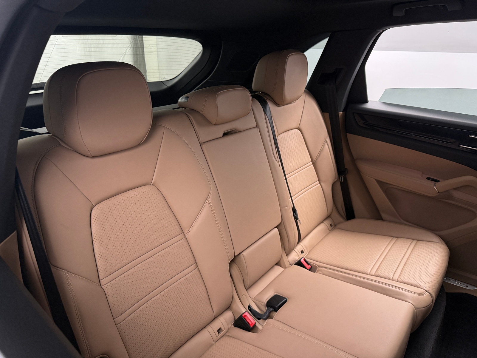 Thumbnail: 2020 Porsche Cayenne - 5