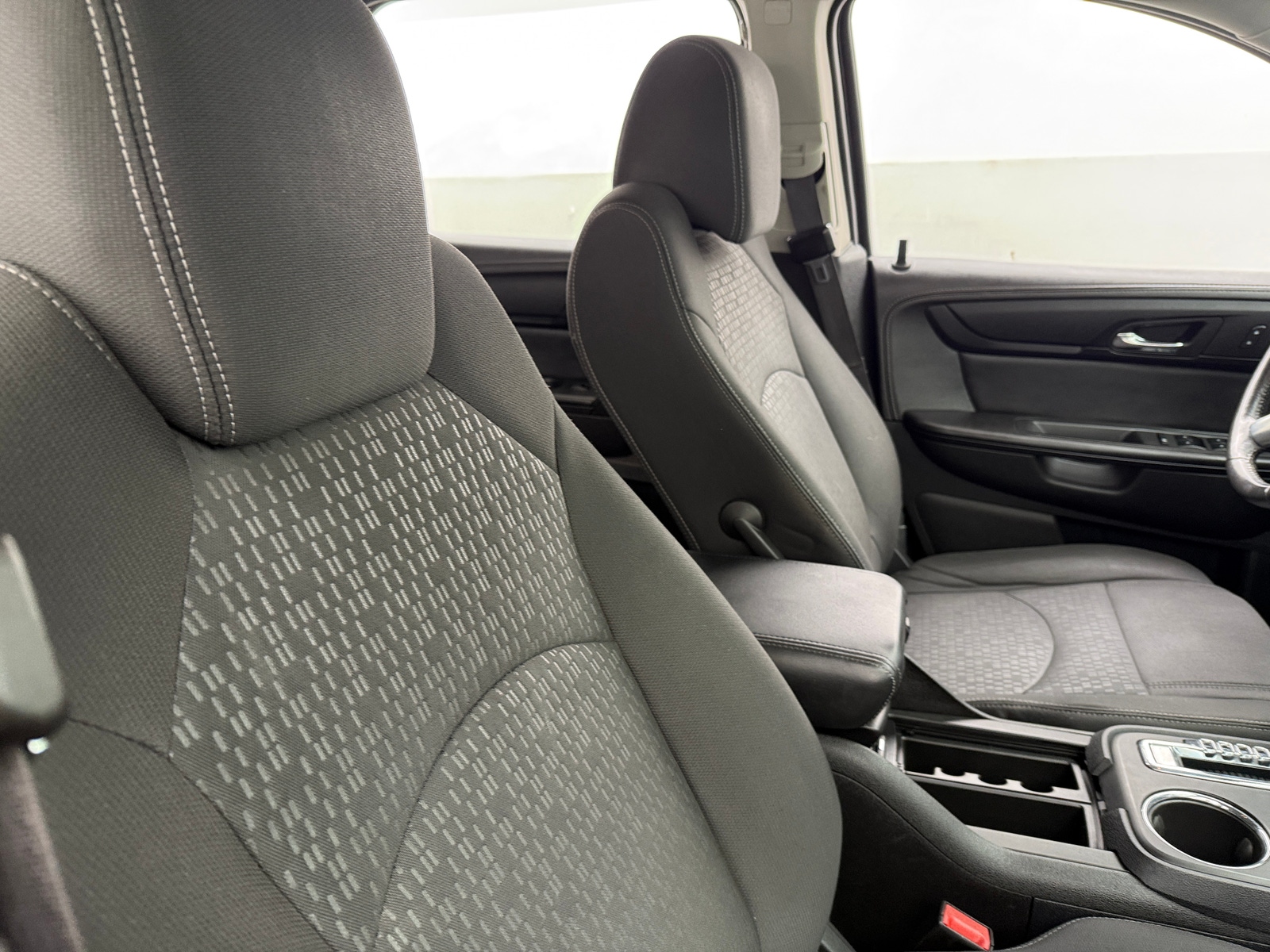 Thumbnail: 2014 GMC Acadia - 2