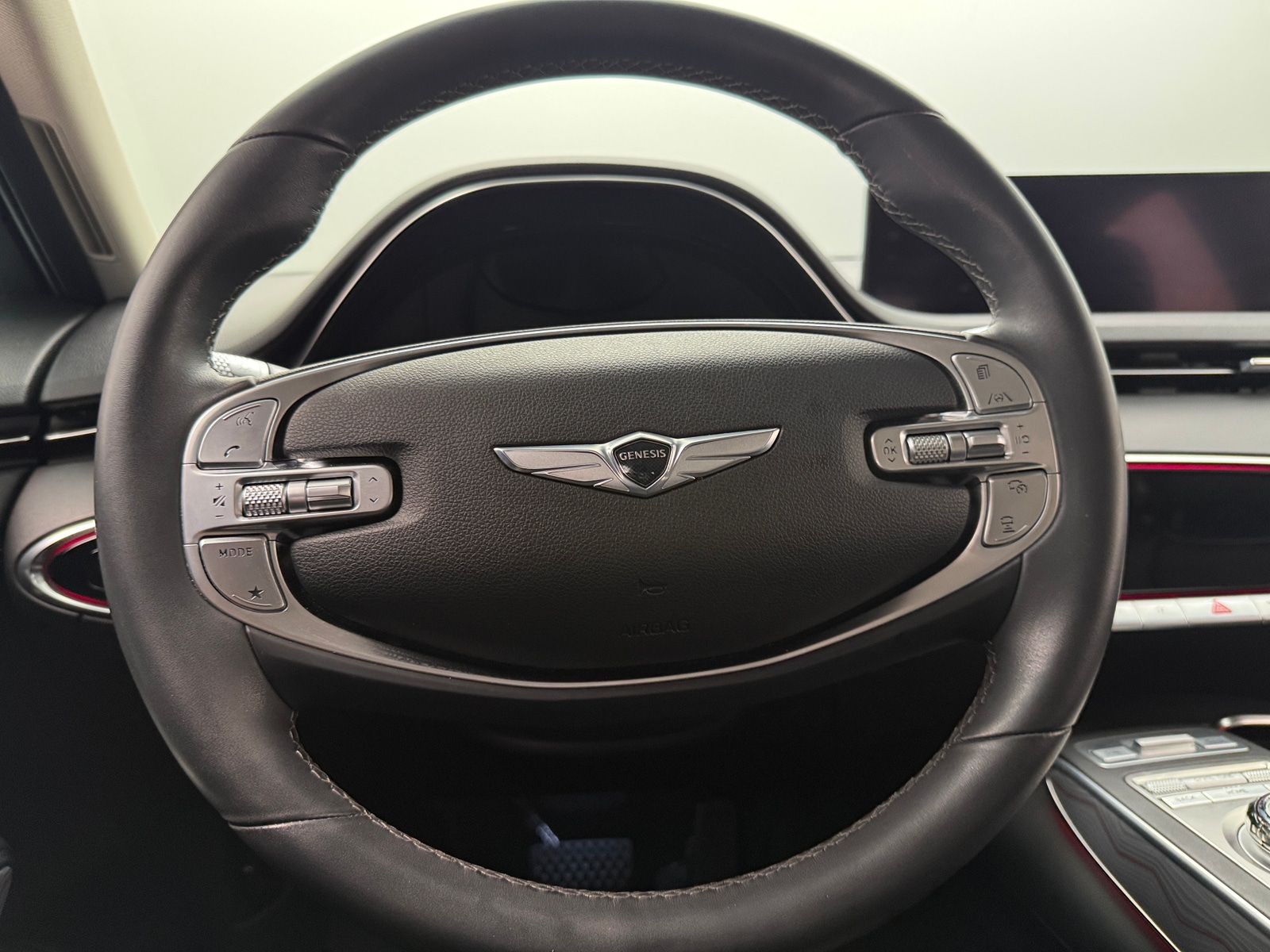 Thumbnail: 2023 Genesis GV70 - 4