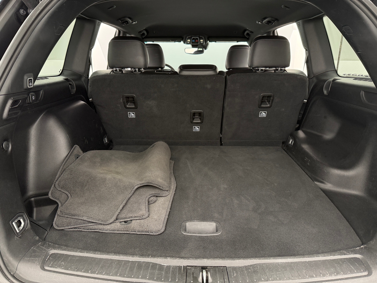 Thumbnail: 2024 Jeep Grand Cherokee - 6