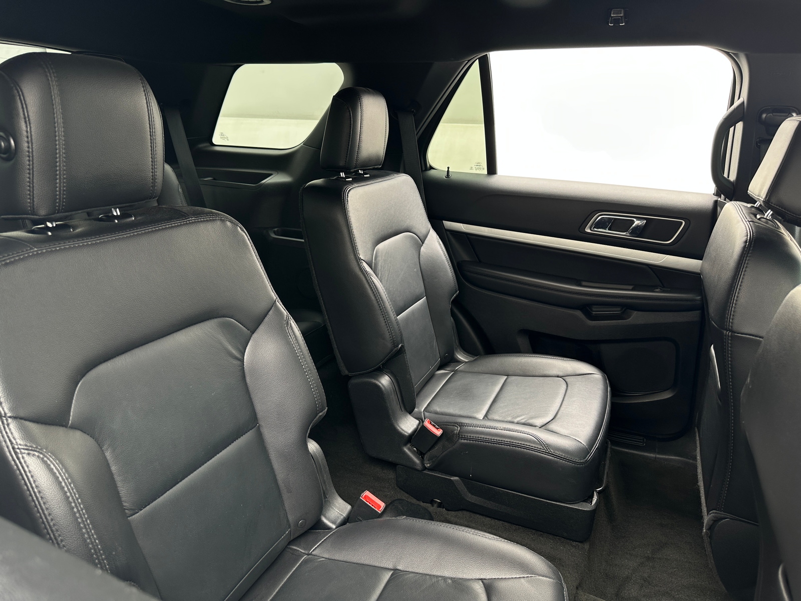 Thumbnail: 2017 Ford Explorer - 6