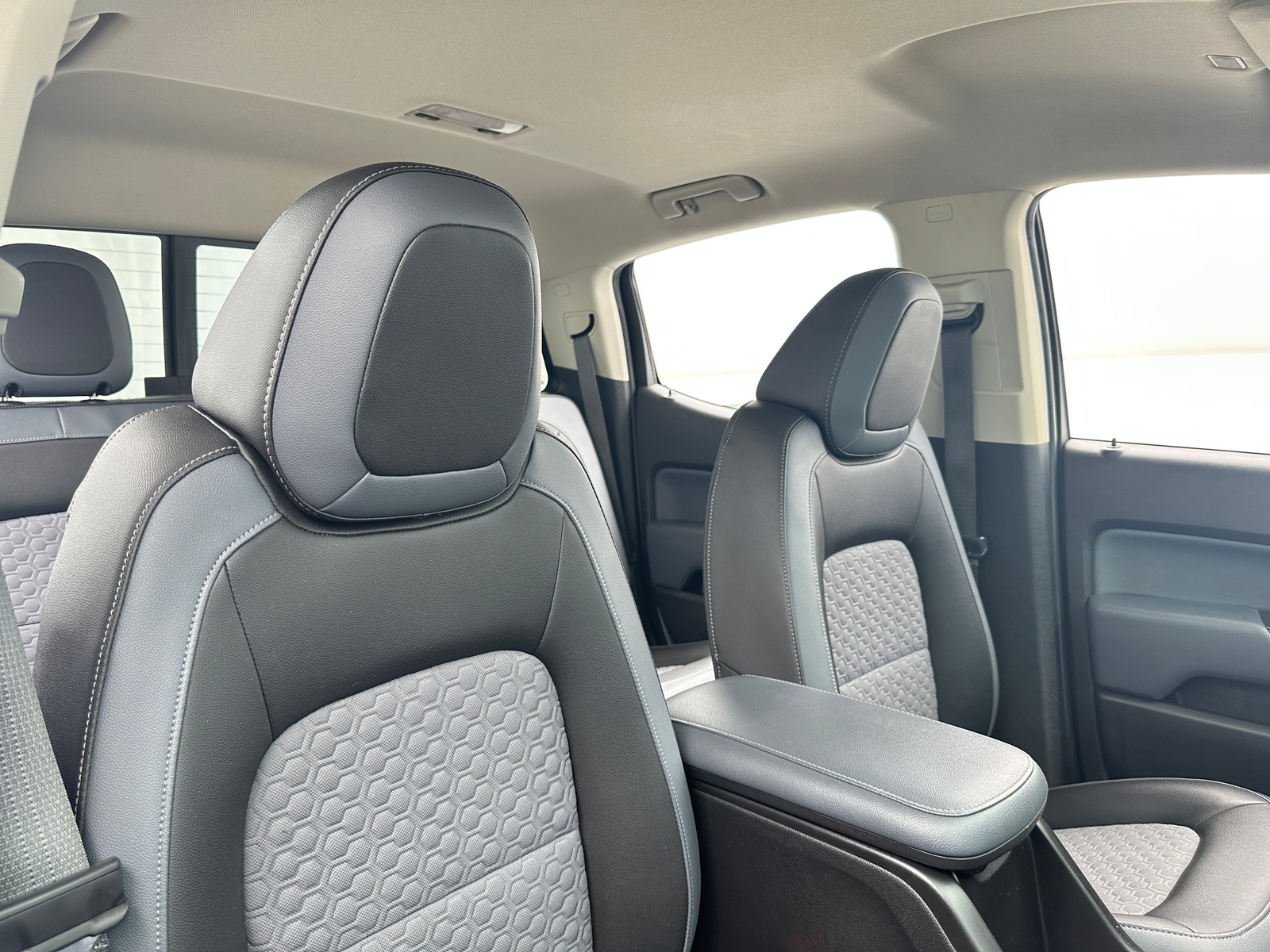 Thumbnail: 2017 Chevrolet Colorado - 2