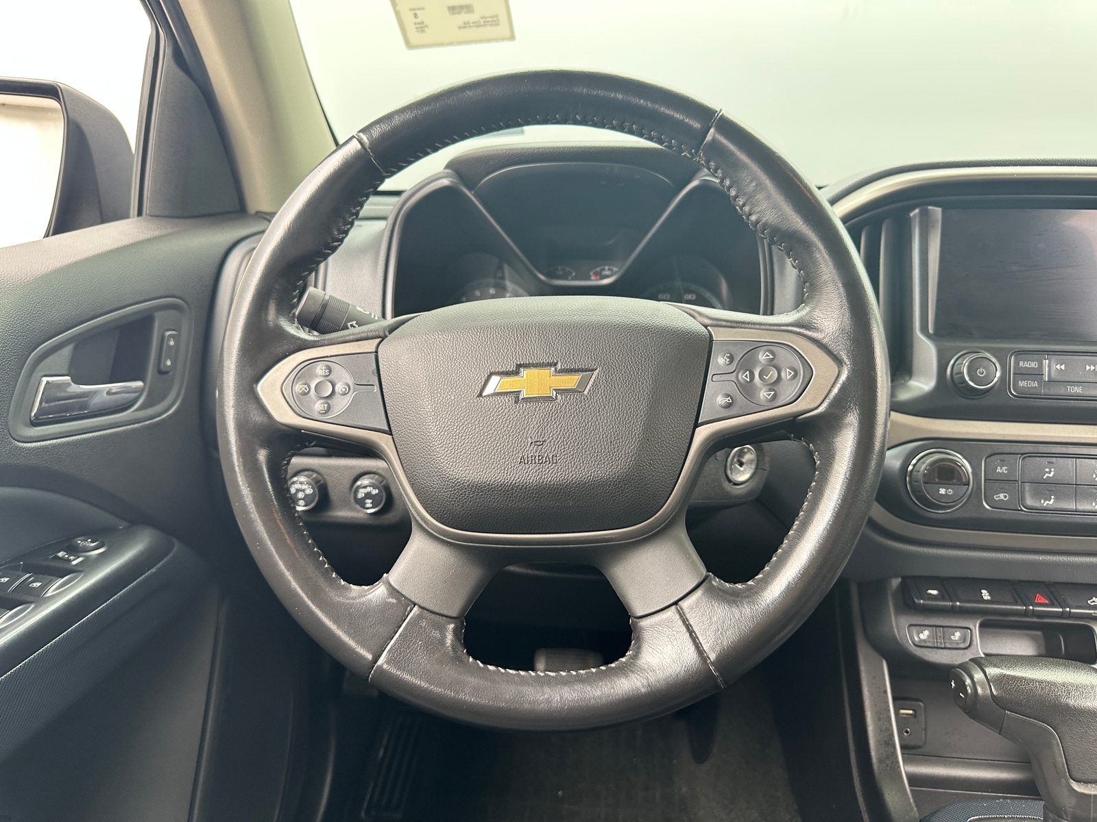 Thumbnail: 2017 Chevrolet Colorado - 5