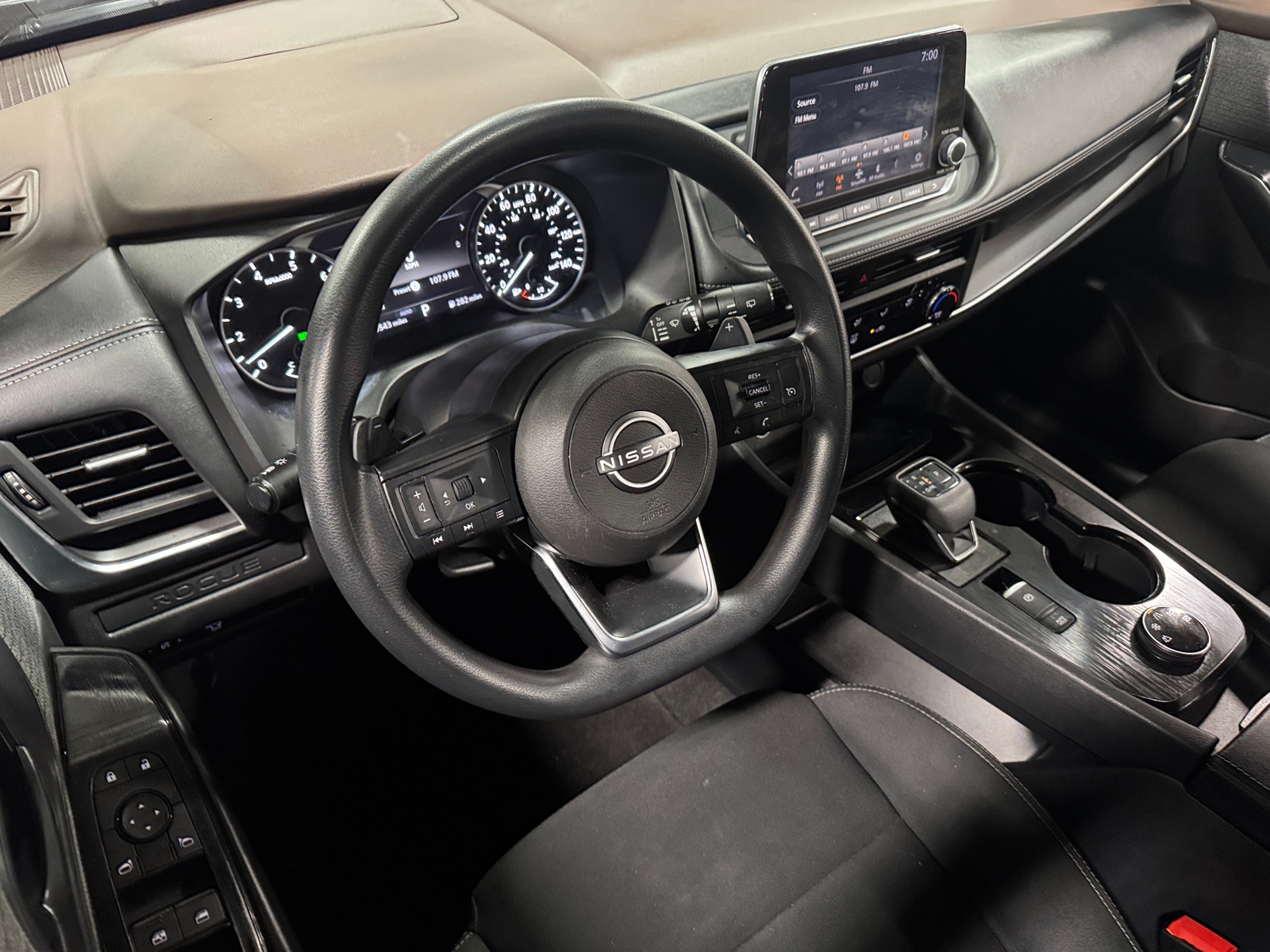 Thumbnail: 2023 Nissan Rogue - 5