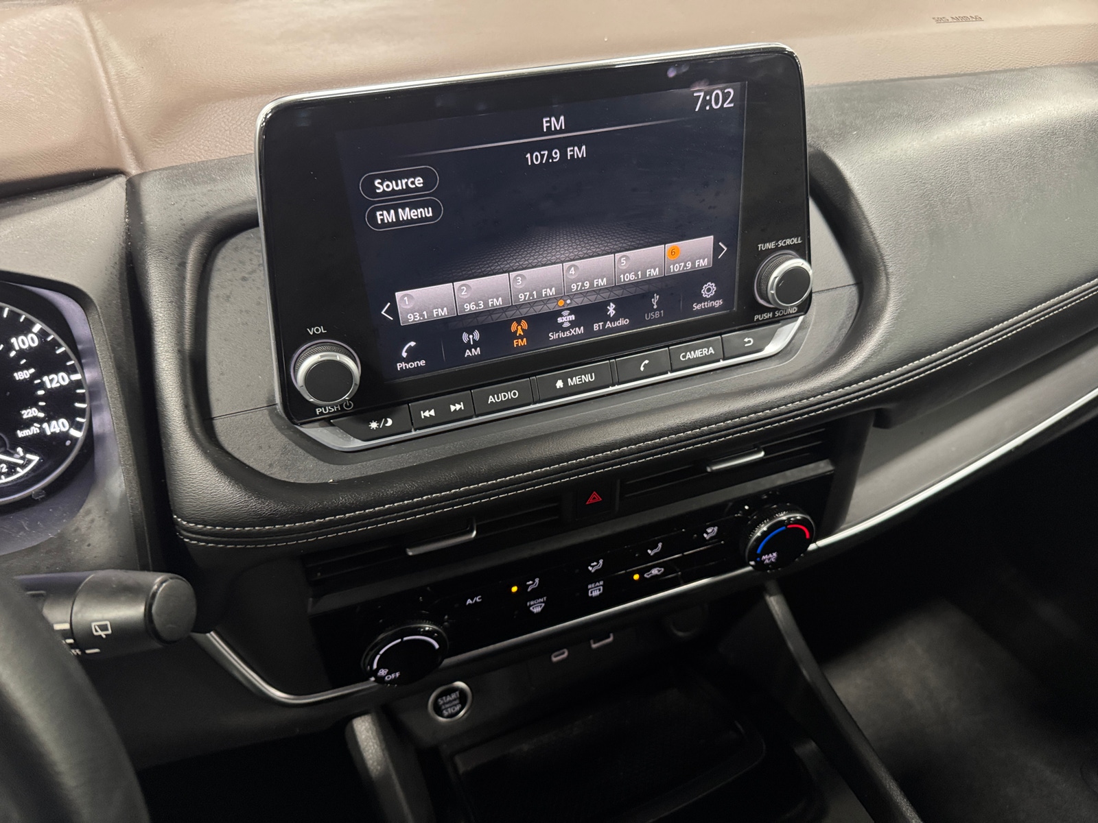 Thumbnail: 2023 Nissan Rogue - 4