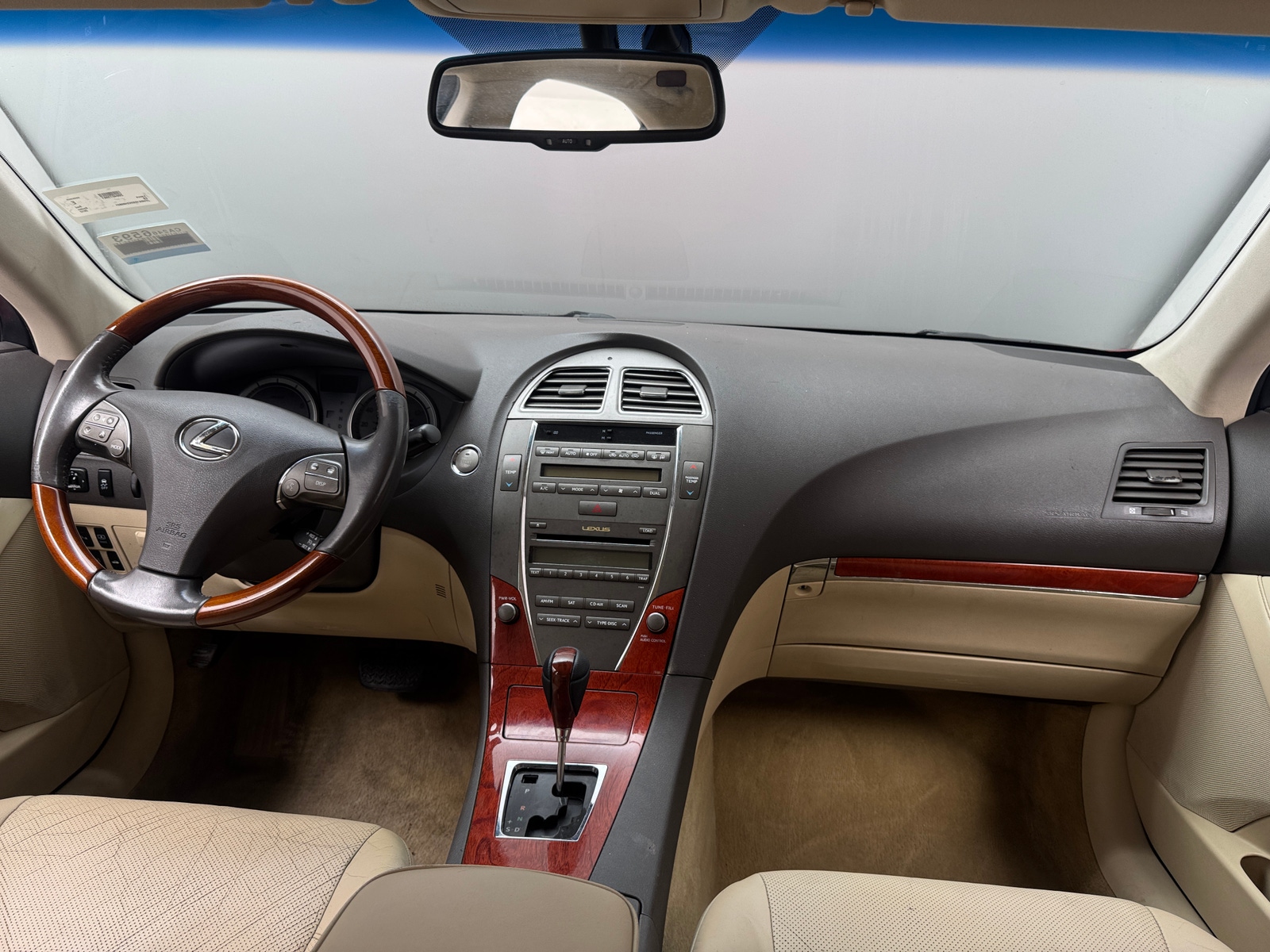 Thumbnail: 2012 Lexus ES - 2