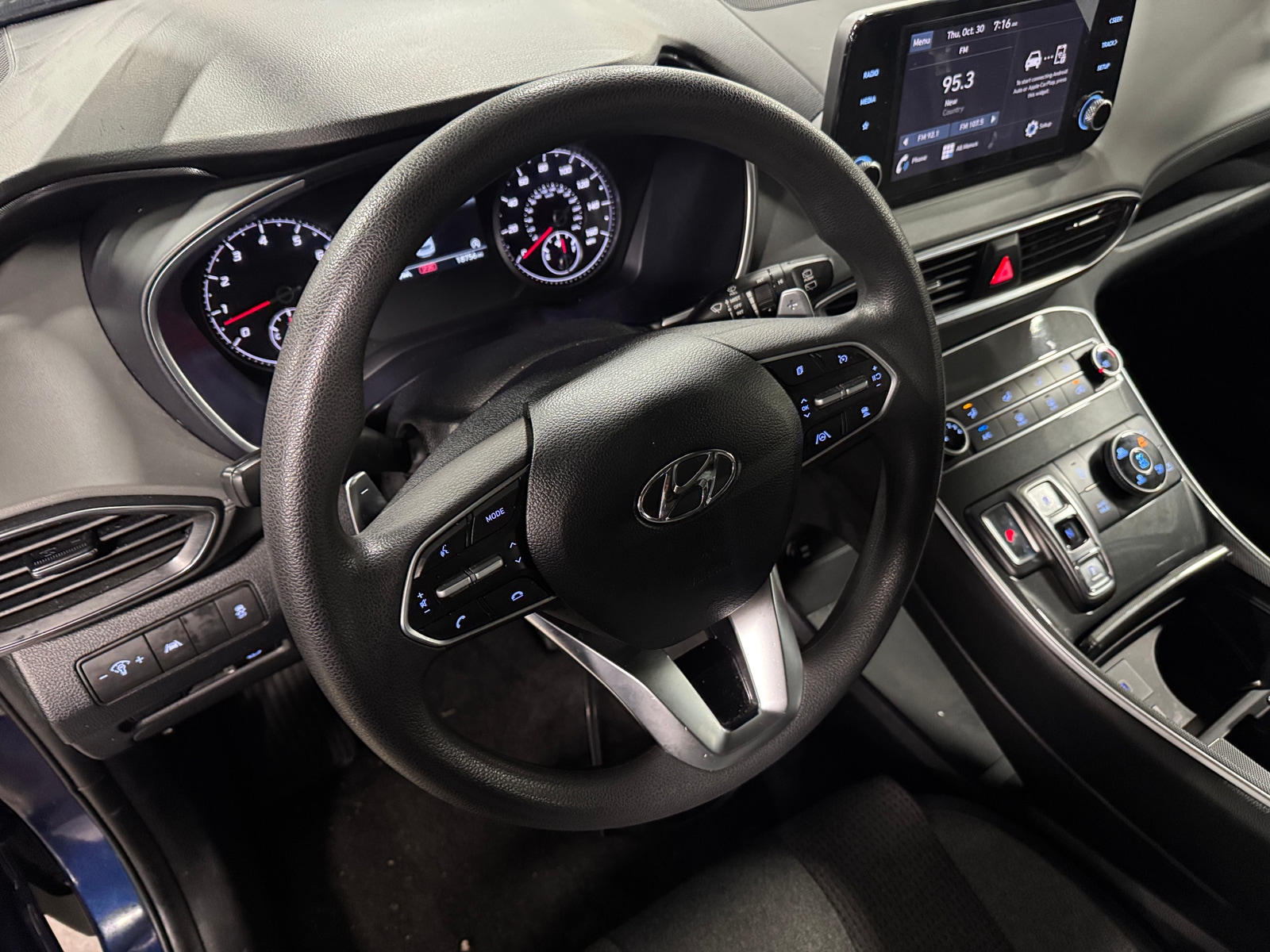 Thumbnail: 2023 Hyundai Santa Fe - 5