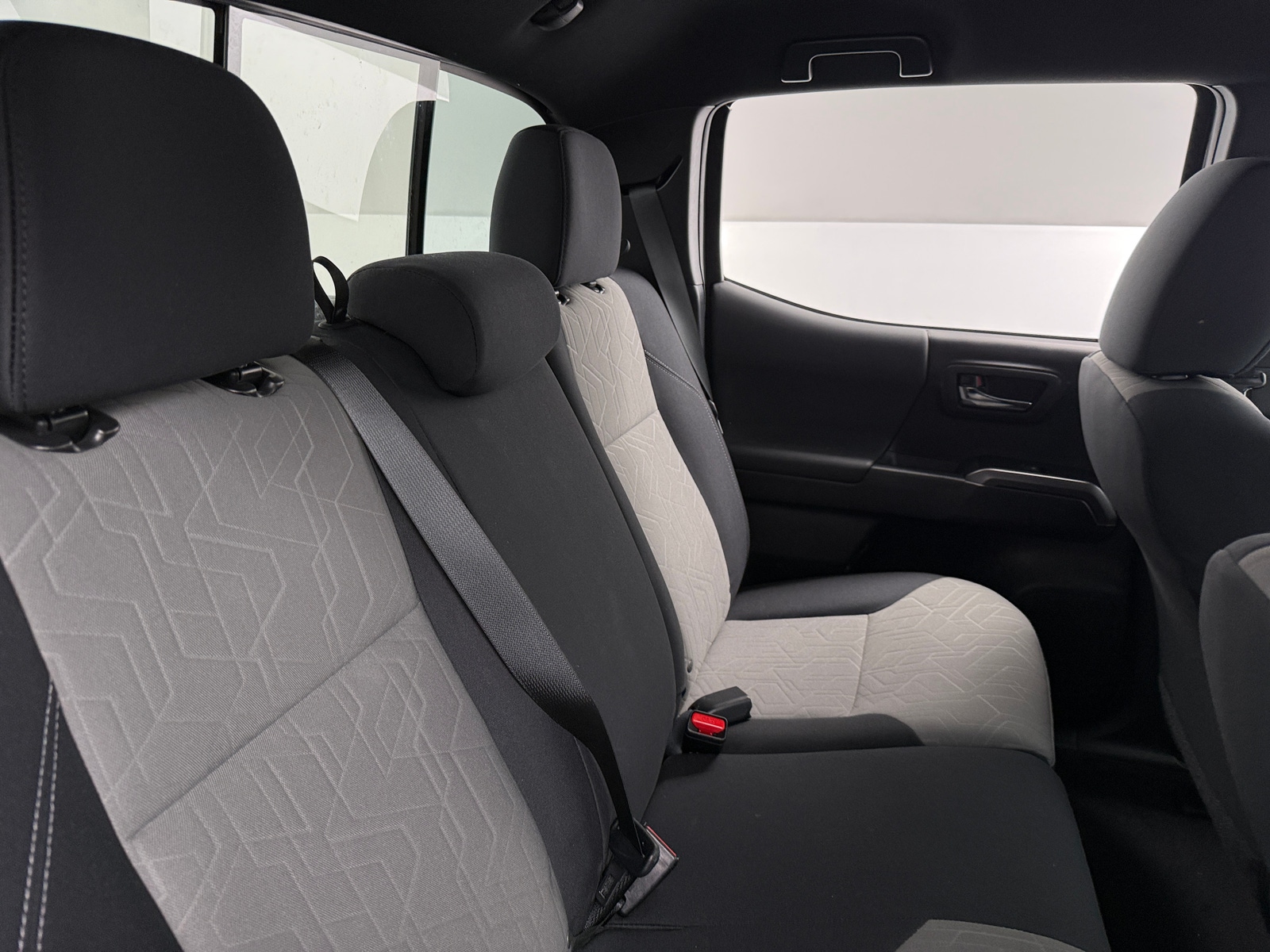 Thumbnail: 2021 Toyota Tacoma - 6