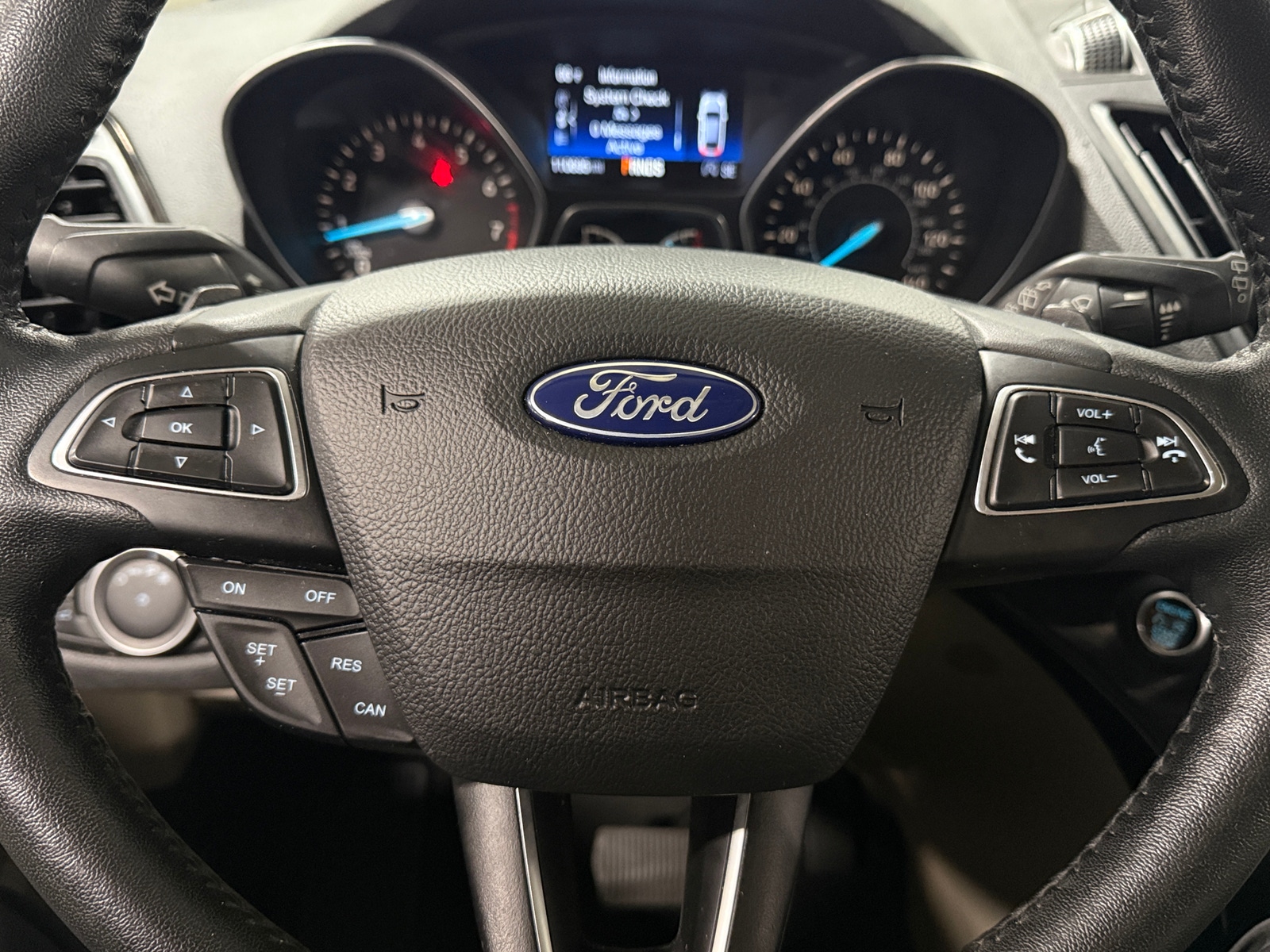 Thumbnail: 2017 Ford Escape - 4