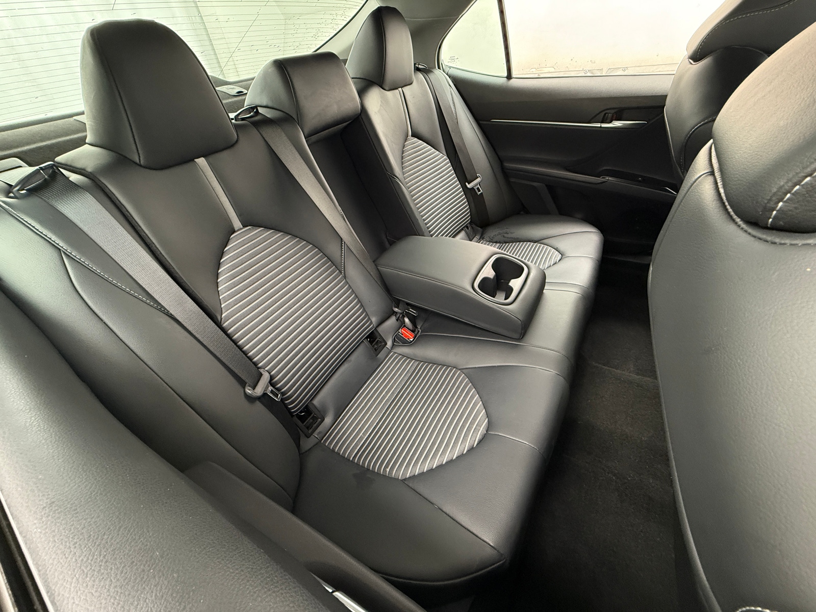 Thumbnail: 2020 Toyota Camry - 6