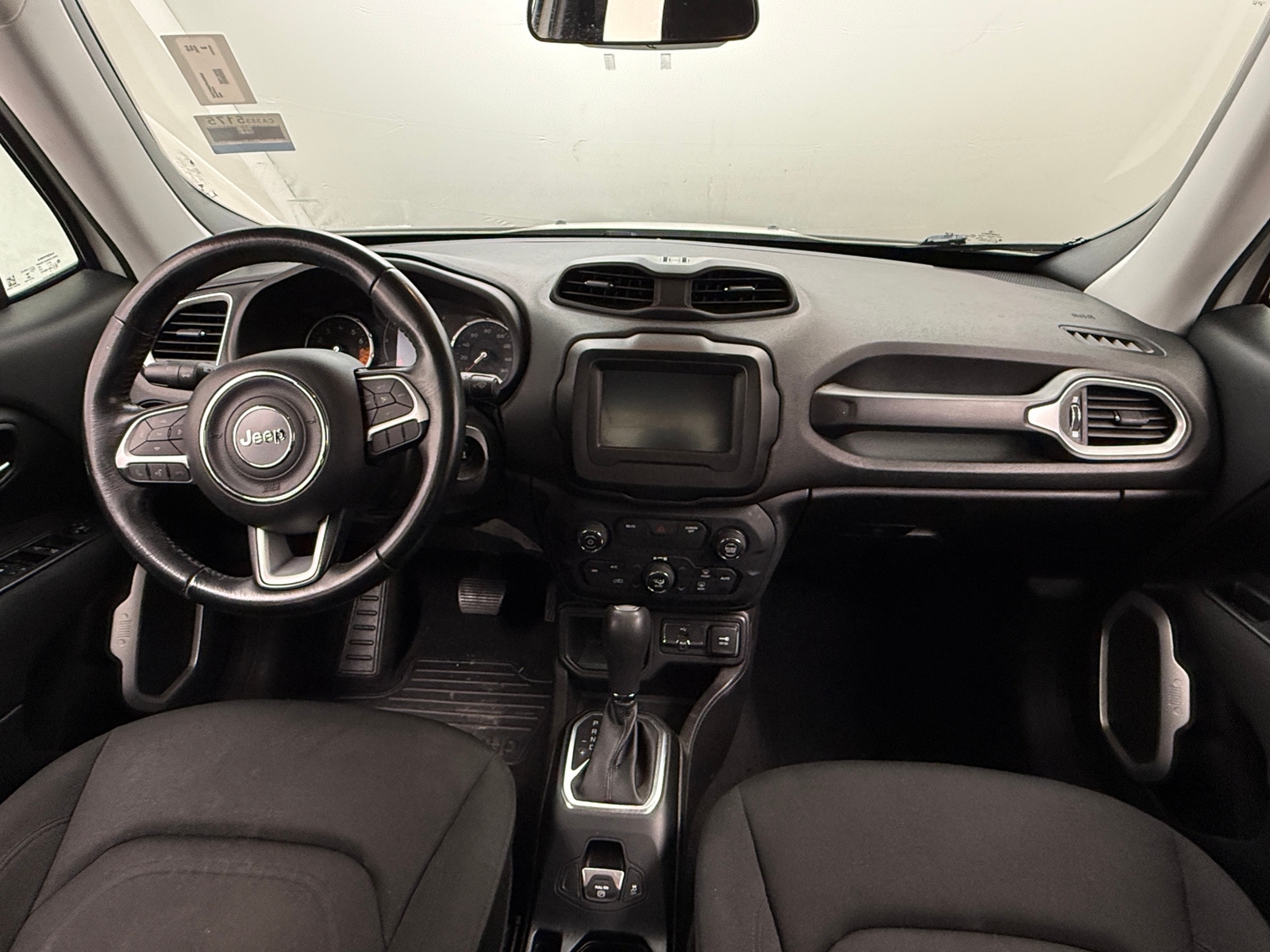 Thumbnail: 2018 Jeep Renegade - 3