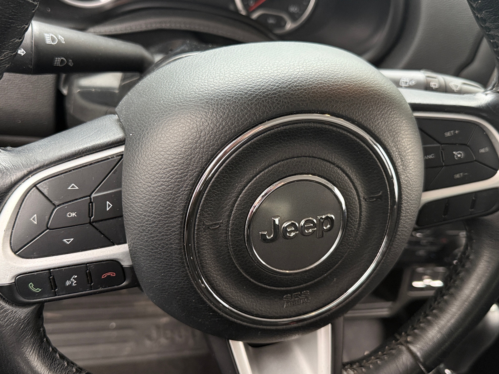 Thumbnail: 2018 Jeep Renegade - 5