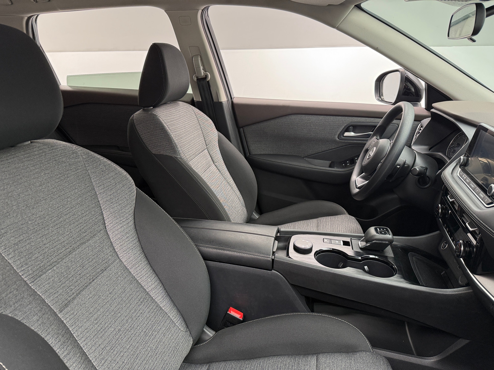 Thumbnail: 2023 Nissan Rogue - 2