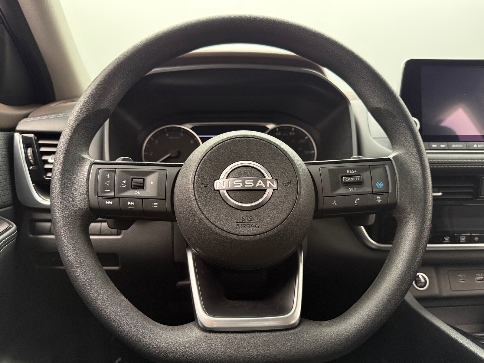 Thumbnail: 2023 Nissan Rogue - 5