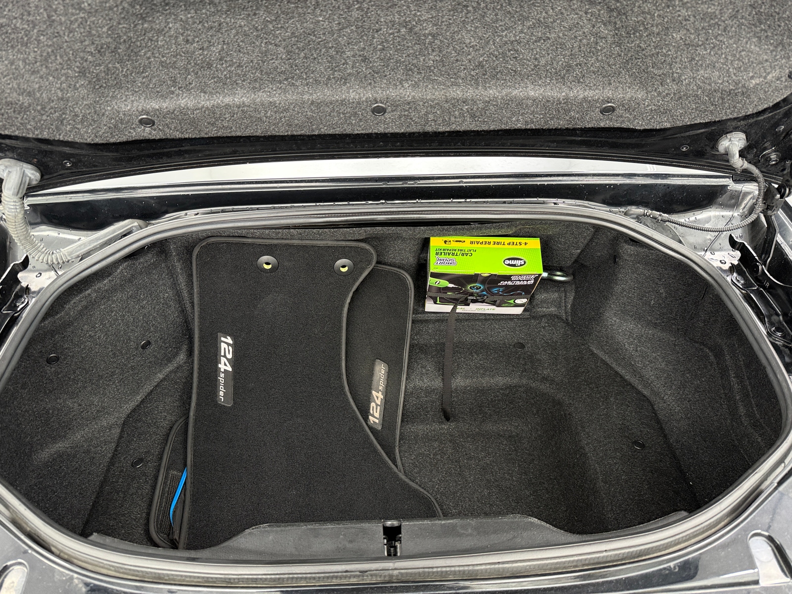 Thumbnail: 2019 Fiat 124 Spider - 4