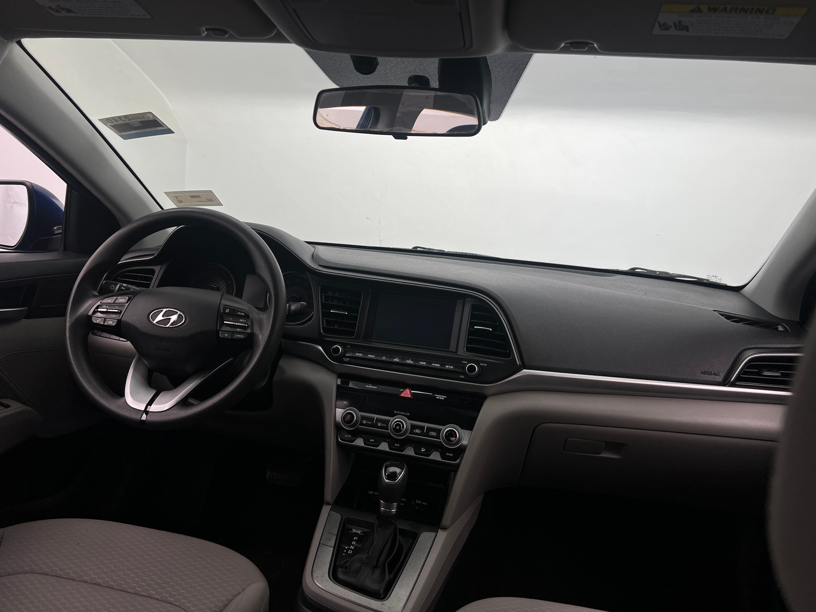 Thumbnail: 2020 Hyundai Elantra - 3