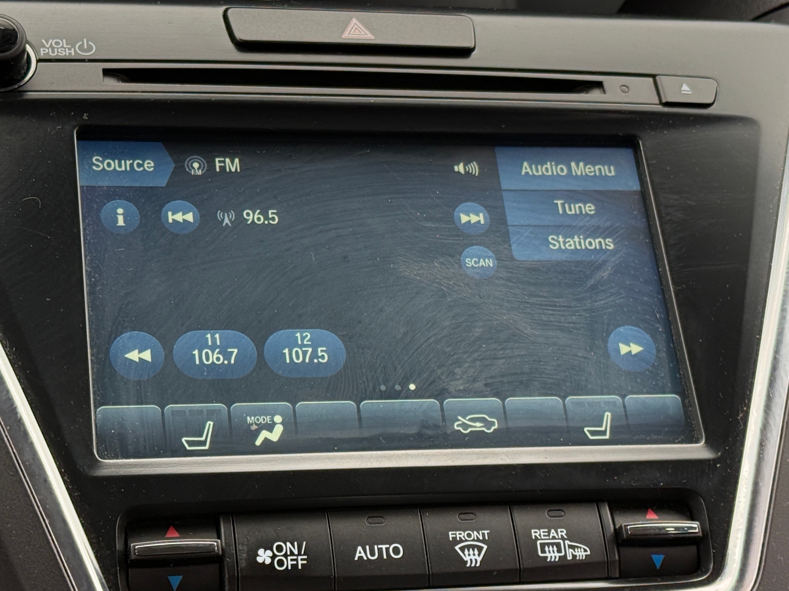 Thumbnail: 2019 Acura MDX - 3