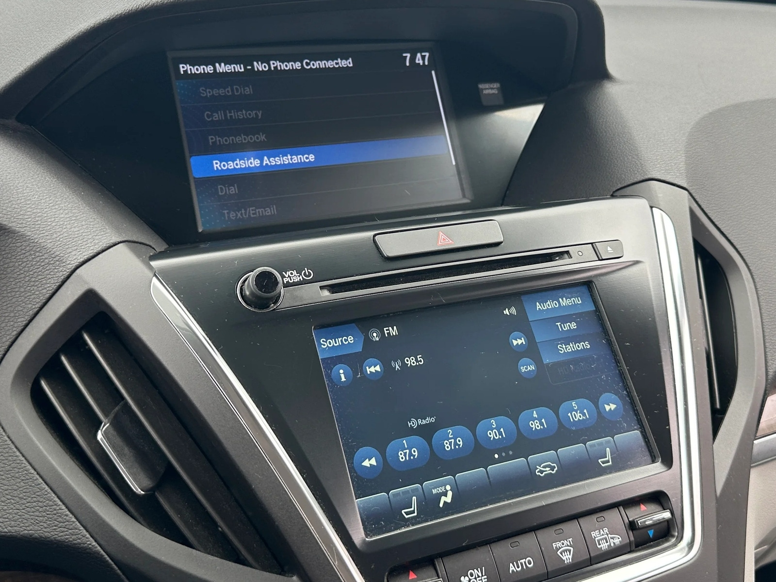 Thumbnail: 2018 Acura MDX - 3