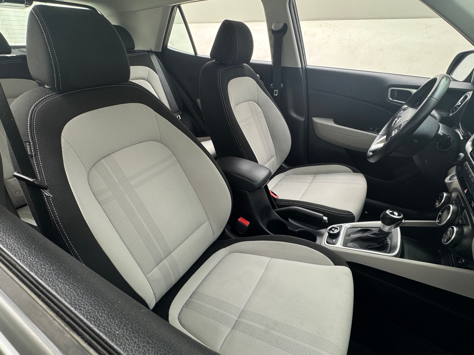 Thumbnail: 2021 Hyundai Venue - 2