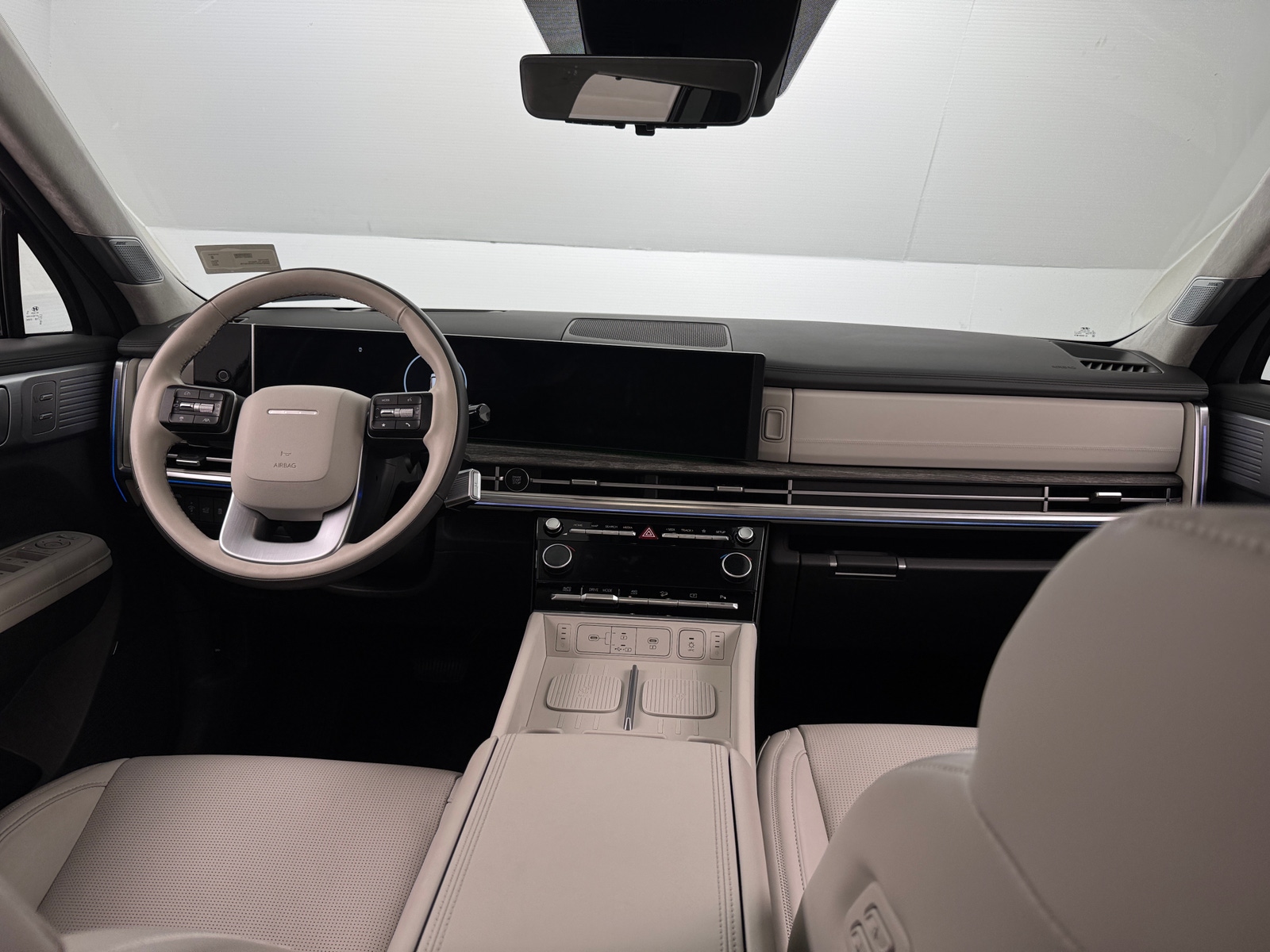 Thumbnail: 2024 Hyundai Santa Fe - 2