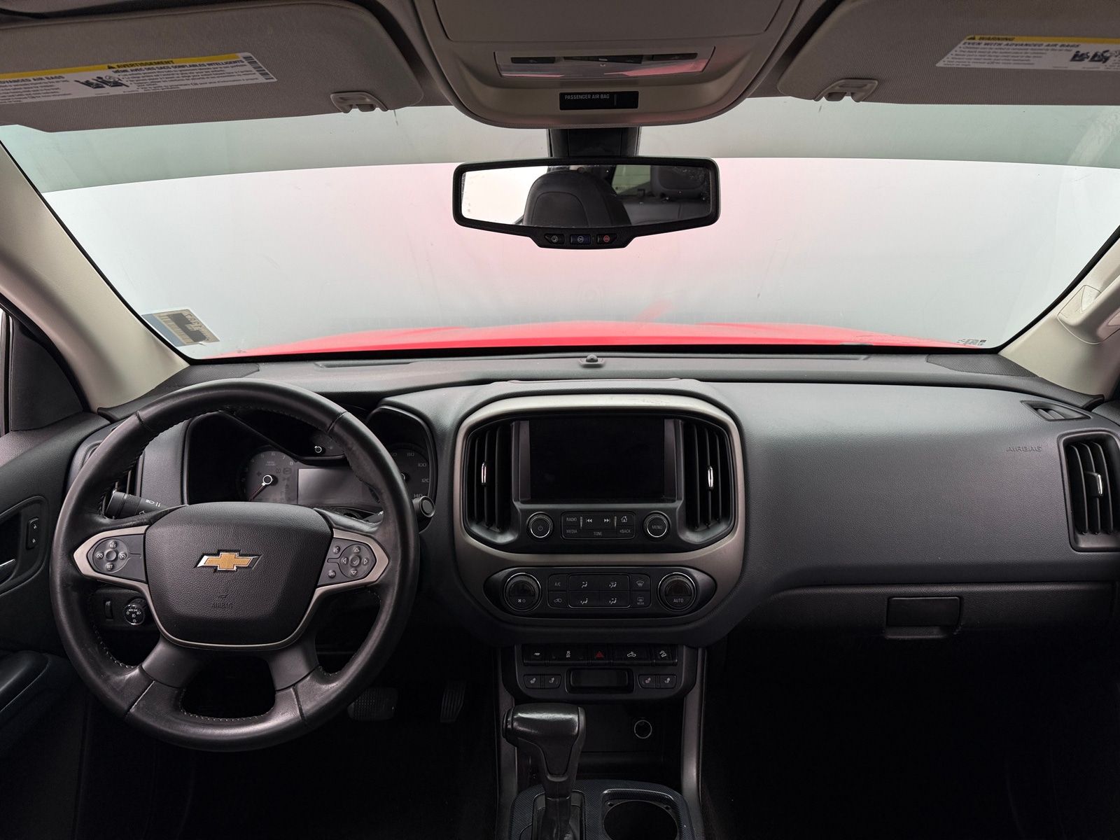 Thumbnail: 2017 Chevrolet Colorado - 3