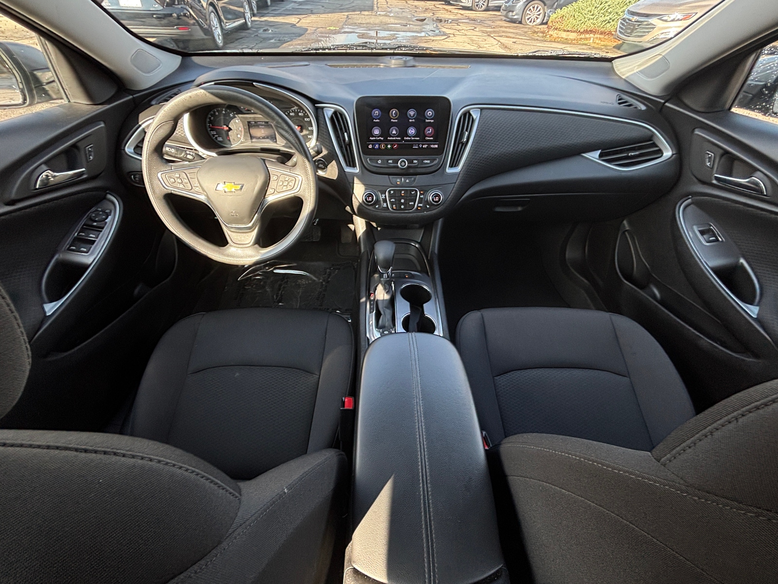 Thumbnail: 2024 Chevrolet Malibu - 3