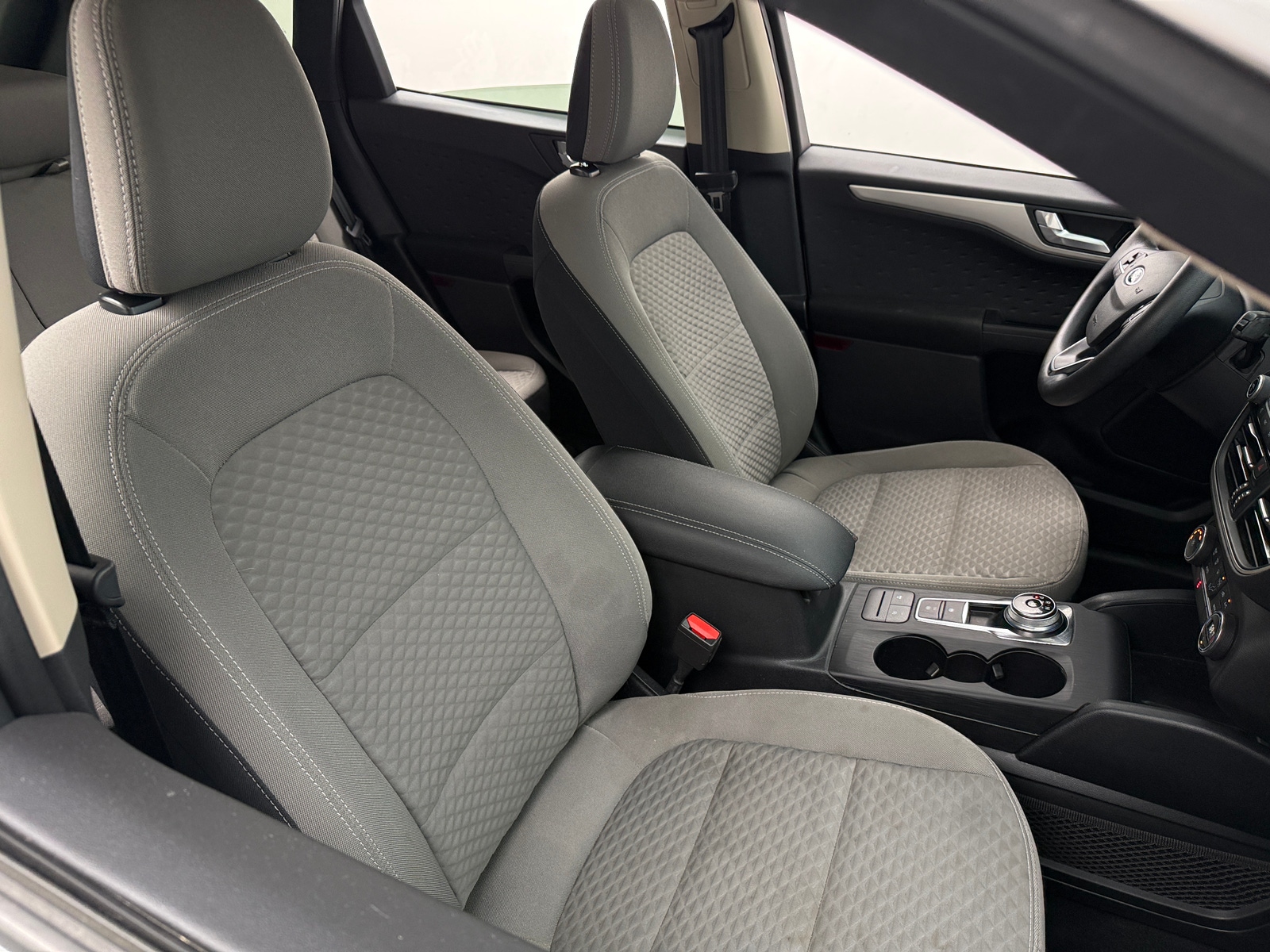 Thumbnail: 2020 Ford Escape - 2