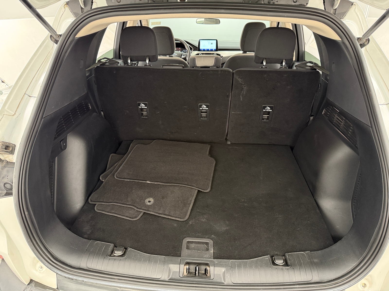 Thumbnail: 2020 Ford Escape - 7