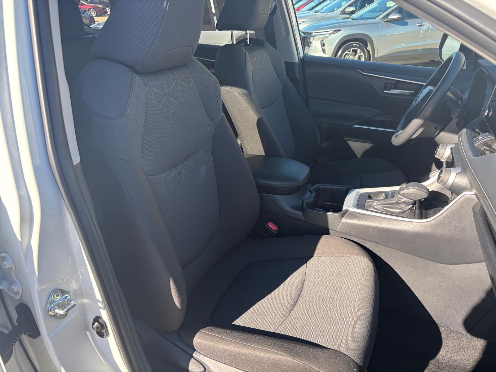 Thumbnail: 2025 Toyota RAV4 - 2